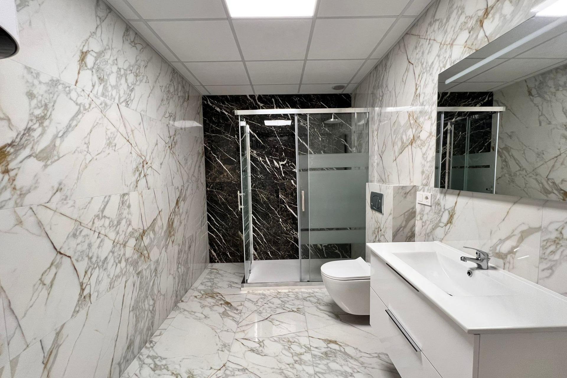 Használt Ingatlanok - Apartman -
Torrevieja - Centro