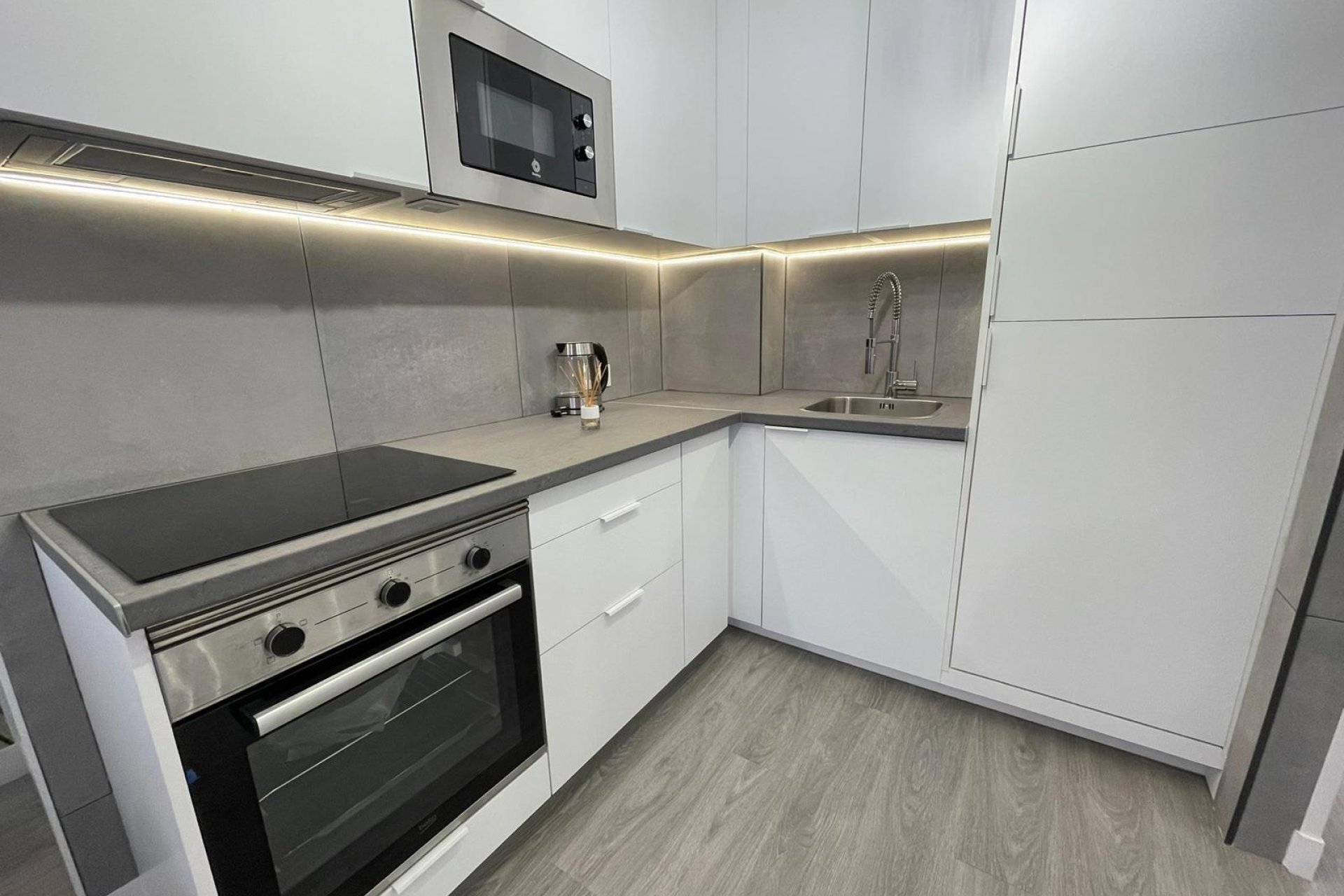 Használt Ingatlanok - Apartman -
Torrevieja - Centro