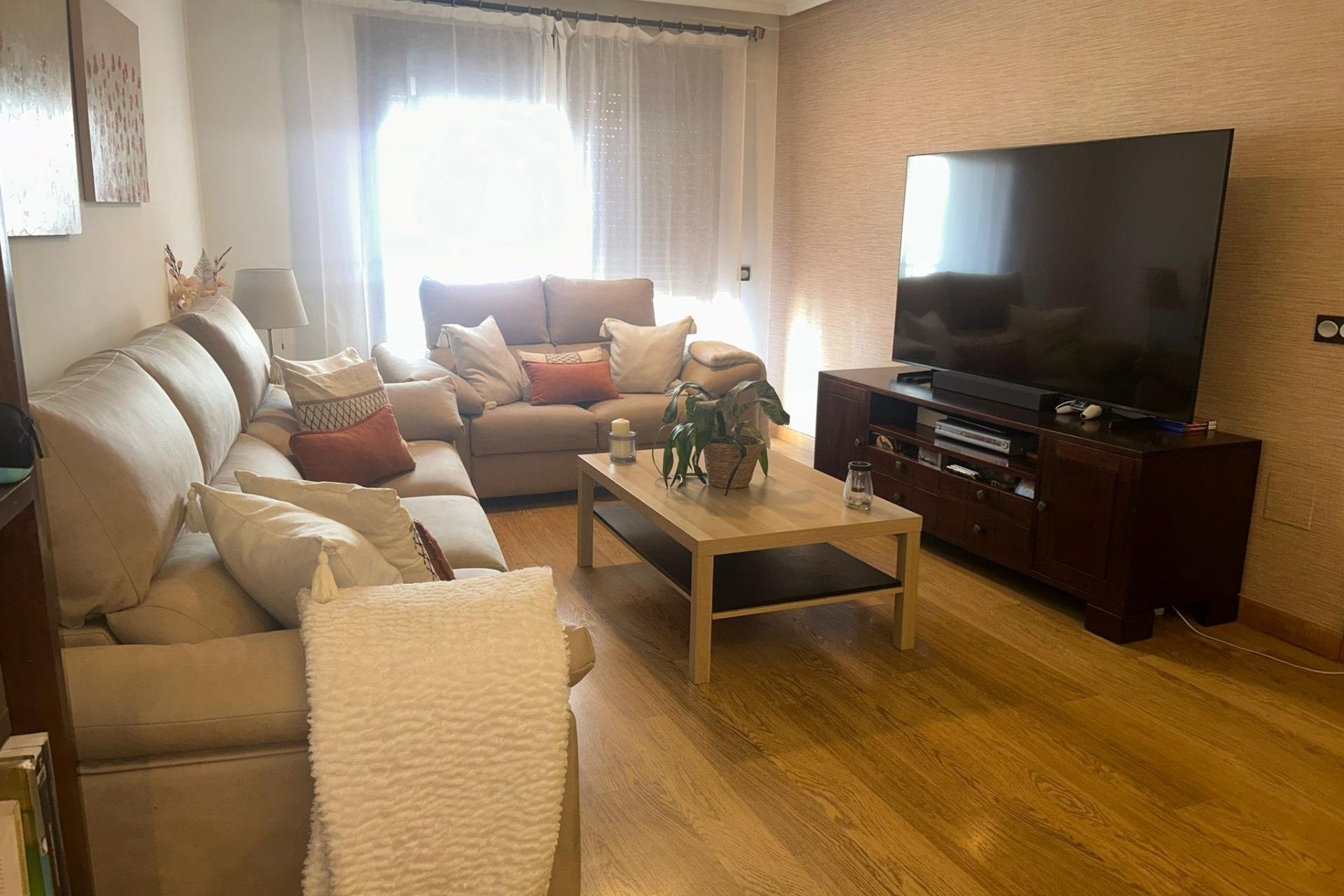 Használt Ingatlanok - Apartman -
Torrevieja - Centro