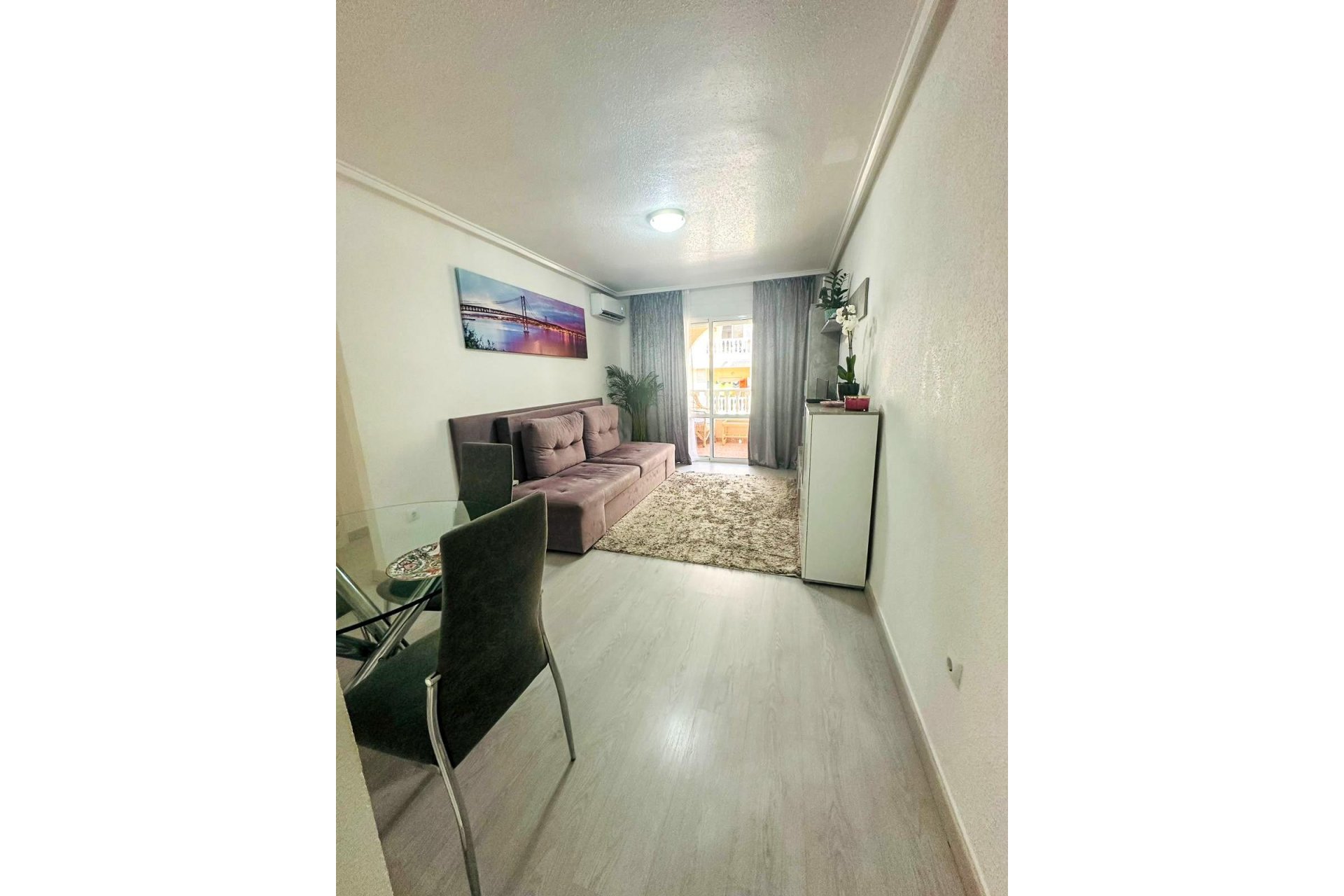Használt Ingatlanok - Apartman -
Torrevieja - Centro