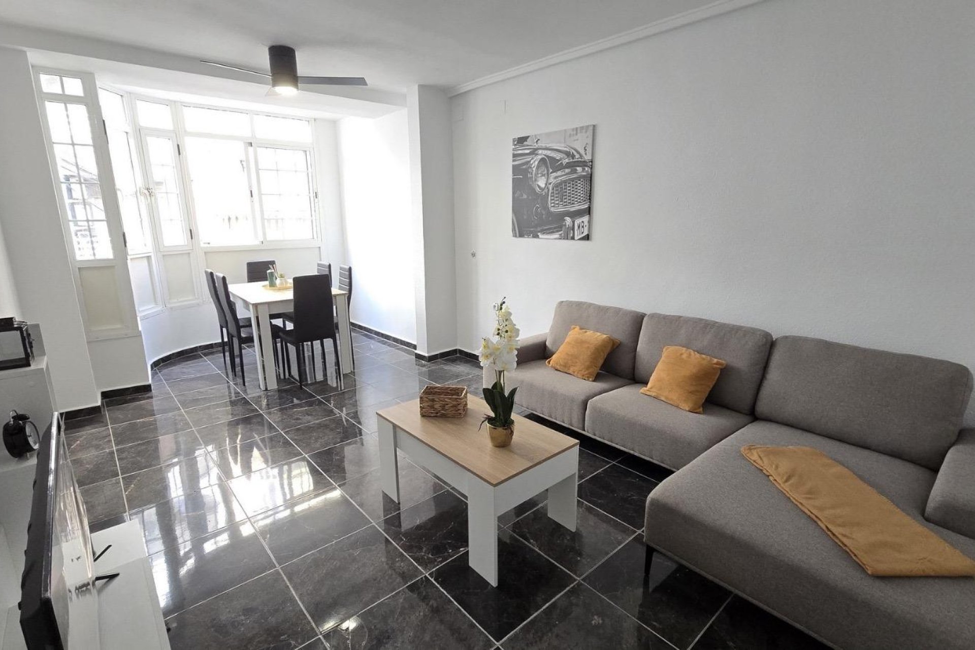 Használt Ingatlanok - Apartman -
Torrevieja - Centrum - Muelle Pesquero