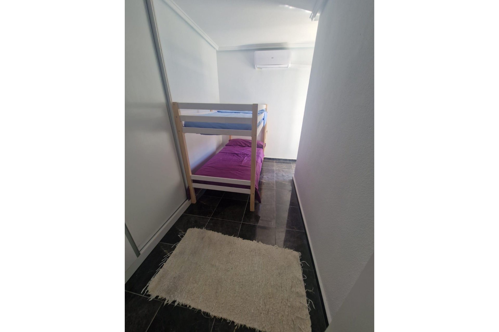 Használt Ingatlanok - Apartman -
Torrevieja - Centrum - Muelle Pesquero