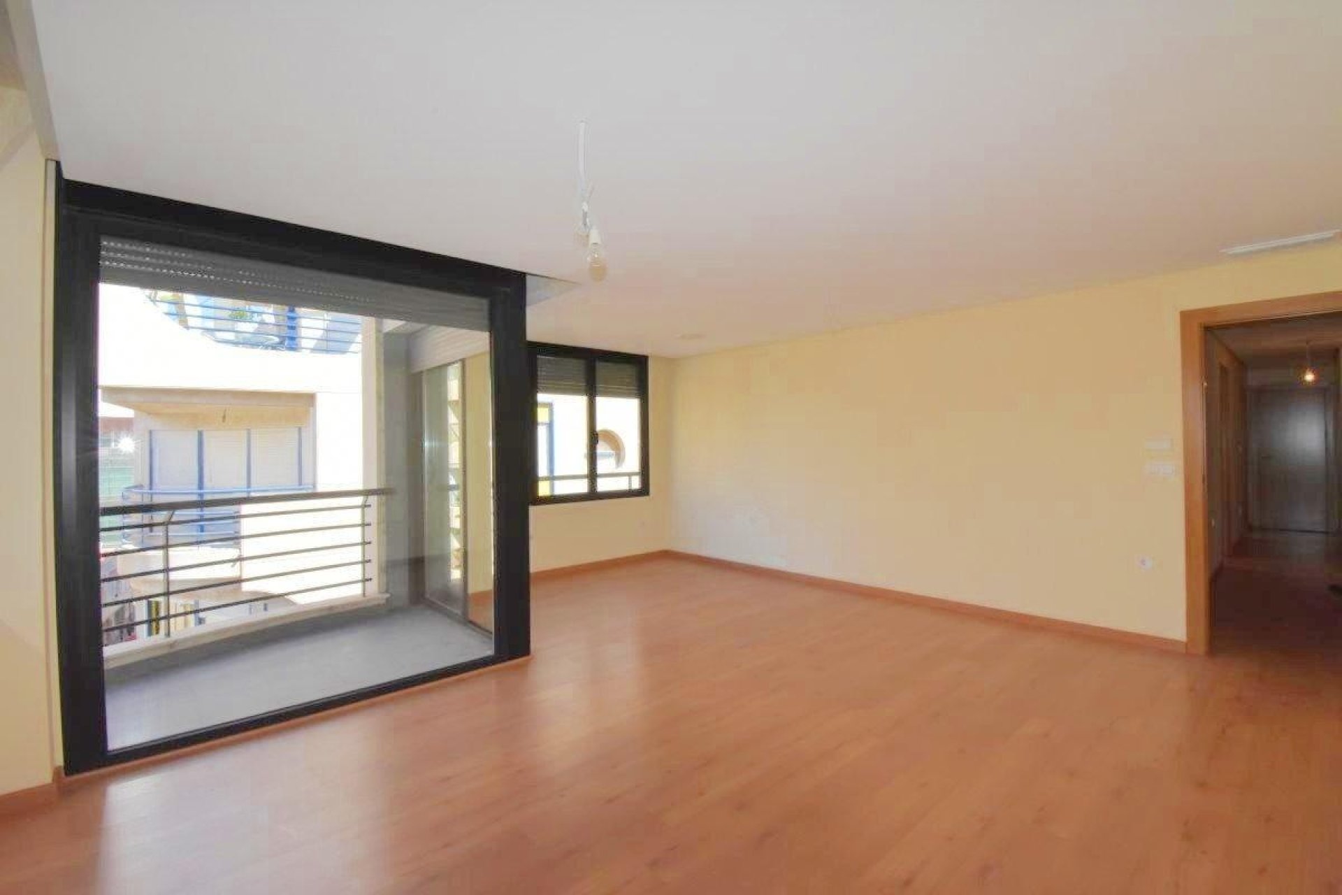 Használt Ingatlanok - Apartman -
Torrevieja - Centrum - Muelle Pesquero