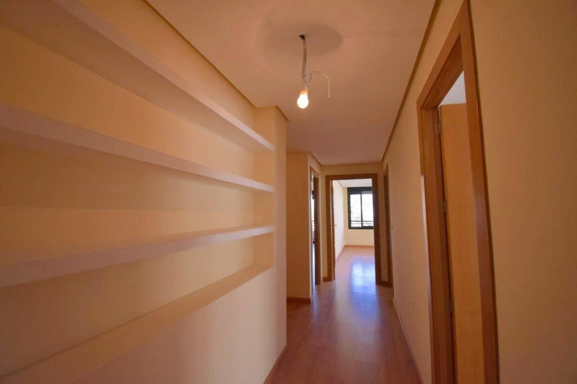 Használt Ingatlanok - Apartman -
Torrevieja - Centrum - Muelle Pesquero