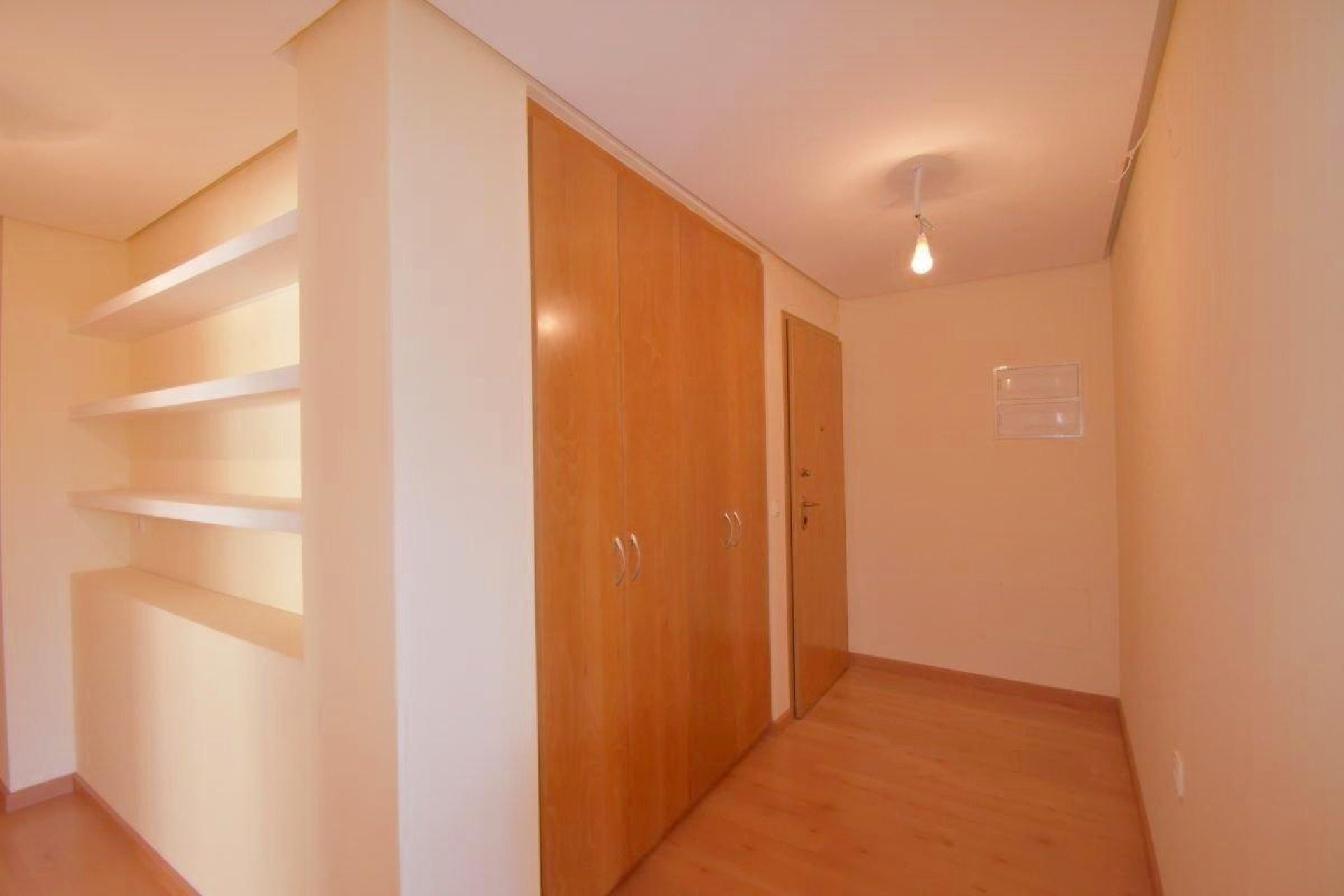 Használt Ingatlanok - Apartman -
Torrevieja - Centrum - Muelle Pesquero