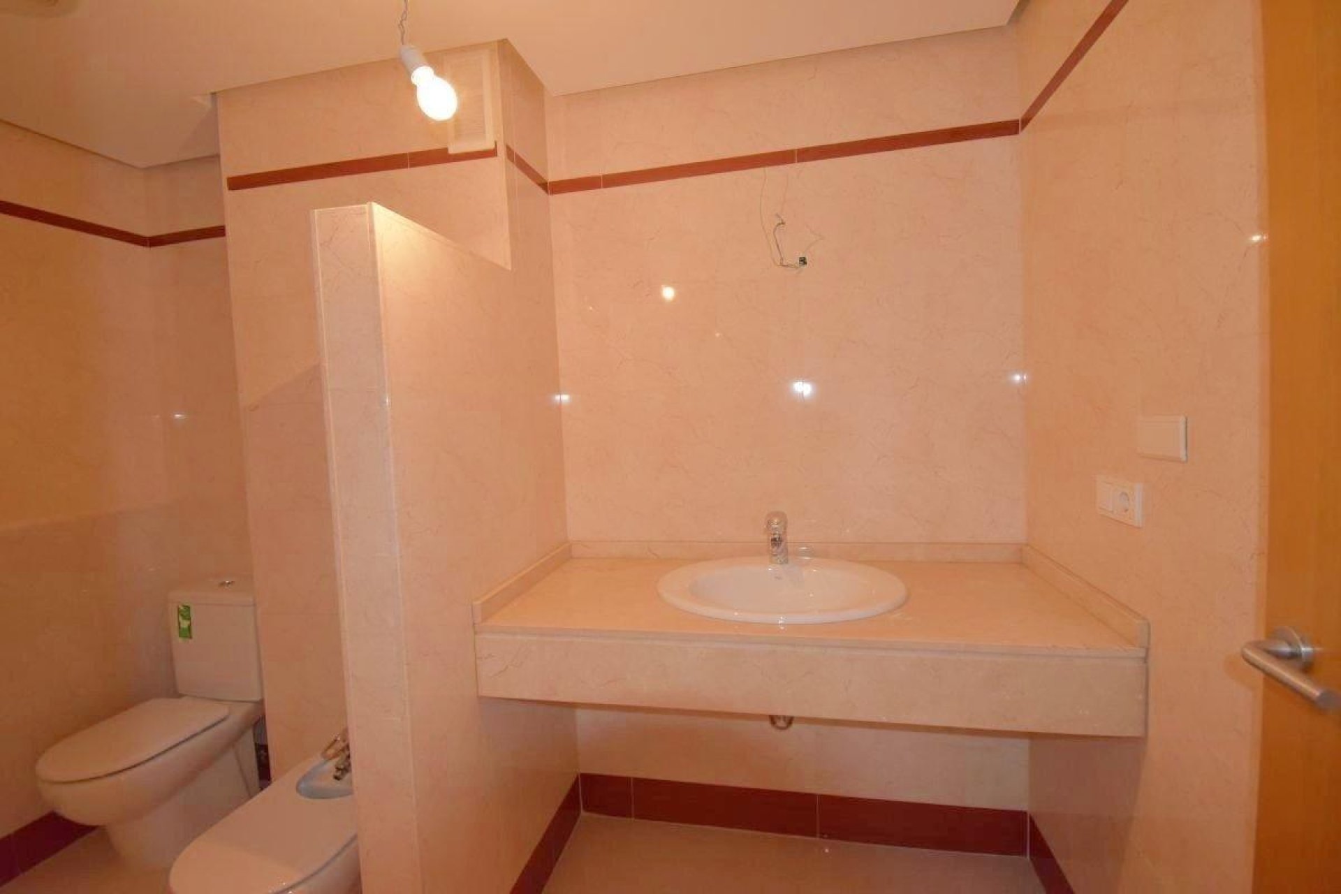 Használt Ingatlanok - Apartman -
Torrevieja - Centrum - Muelle Pesquero