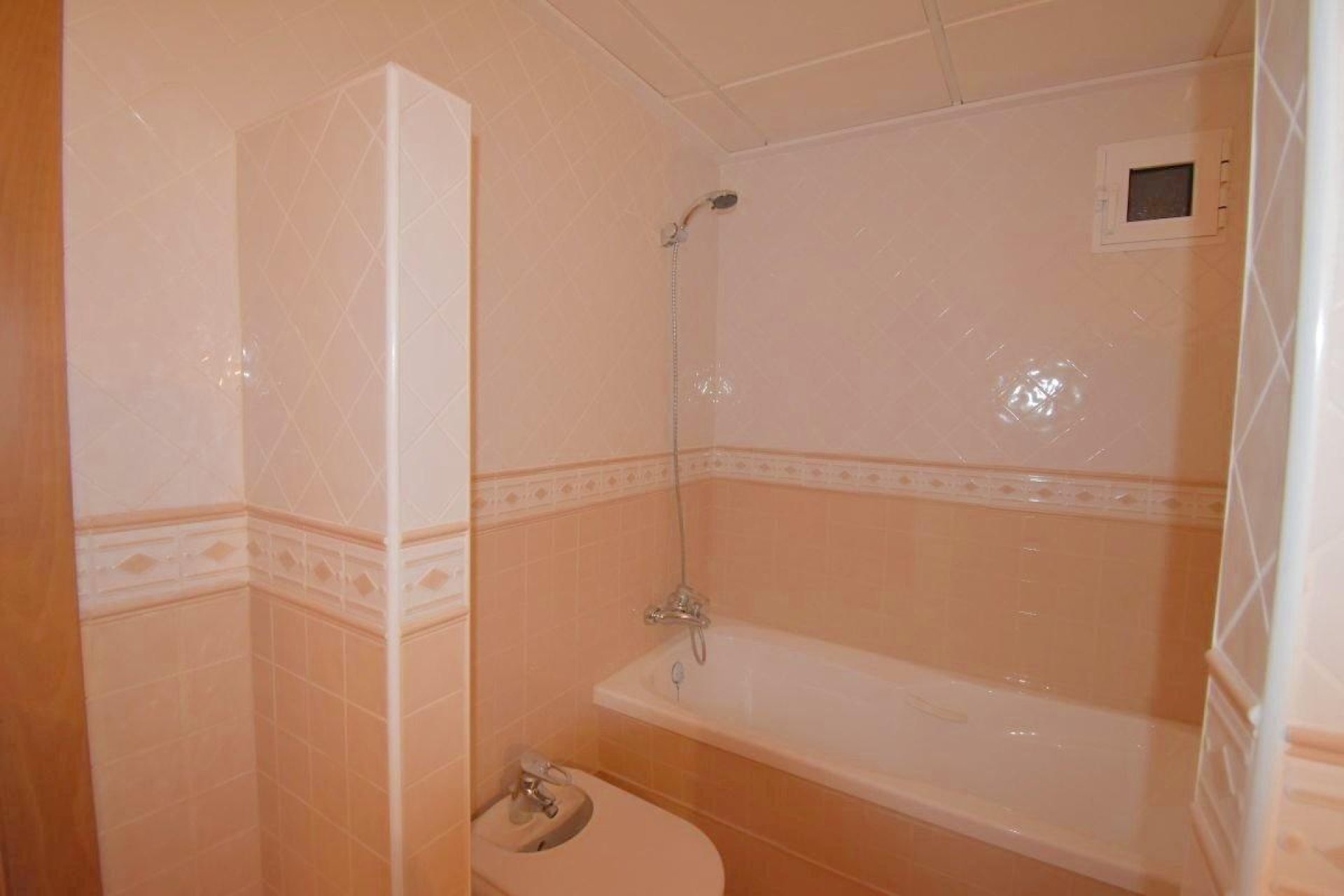 Használt Ingatlanok - Apartman -
Torrevieja - Centrum - Muelle Pesquero