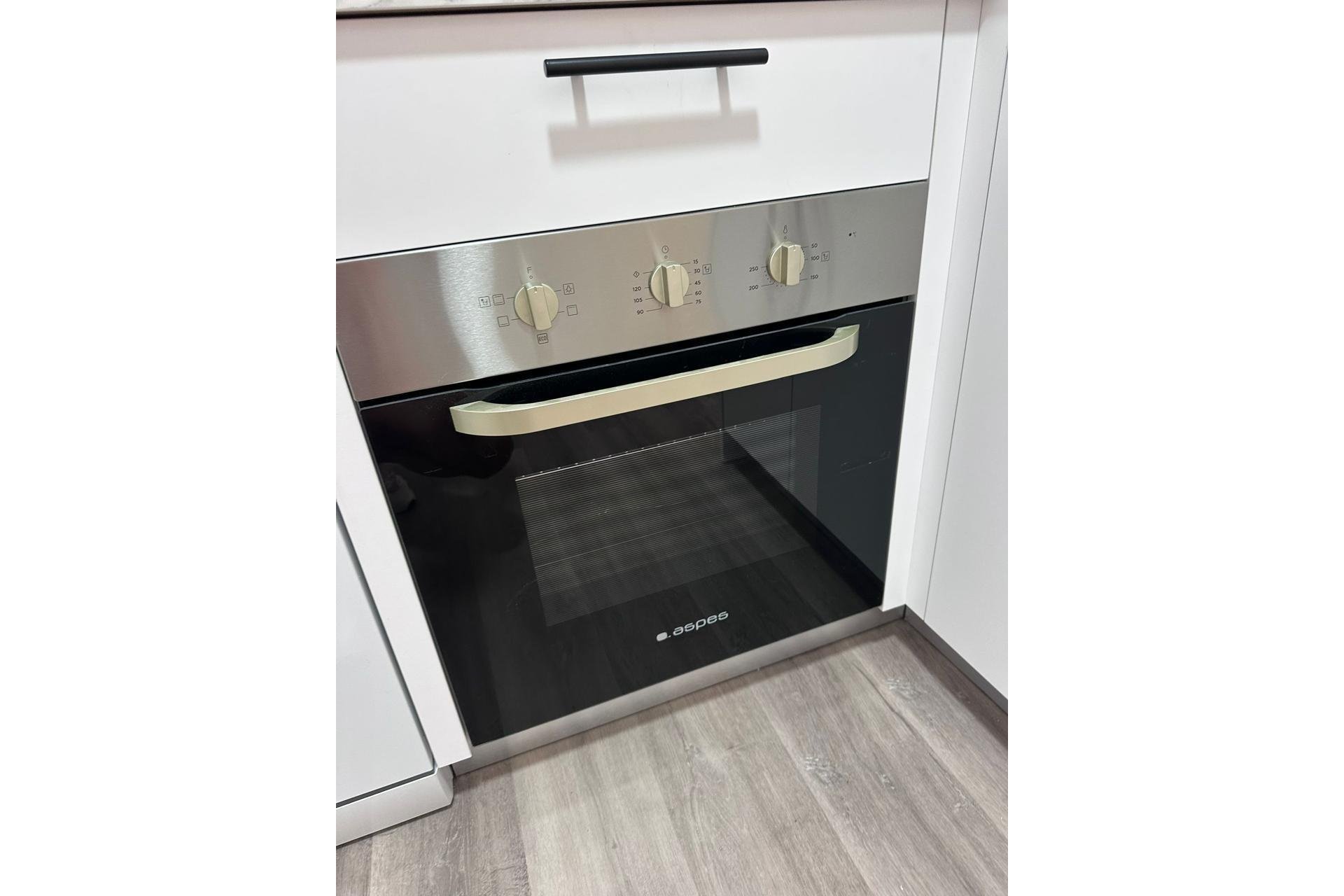 Használt Ingatlanok - Apartman -
Torrevieja - Centrum - Muelle Pesquero