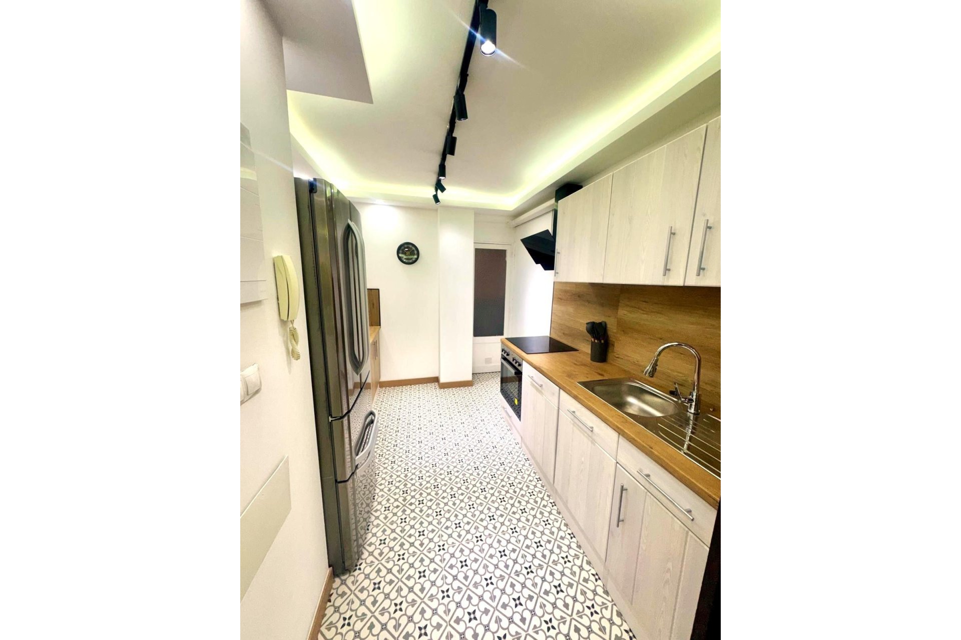 Használt Ingatlanok - Apartman -
Torrevieja - Centrum - Muelle Pesquero