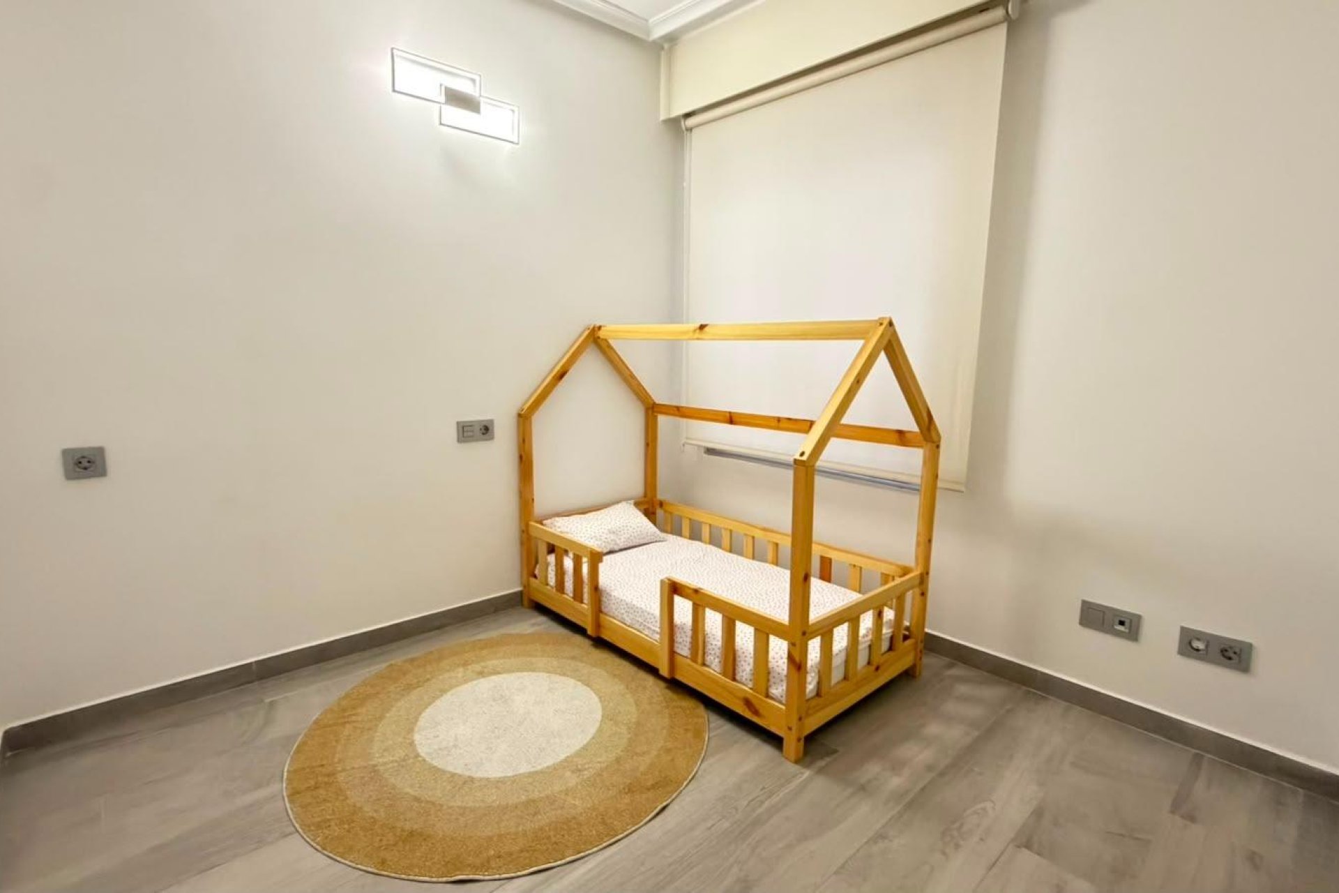 Használt Ingatlanok - Apartman -
Torrevieja - Centrum - Muelle Pesquero