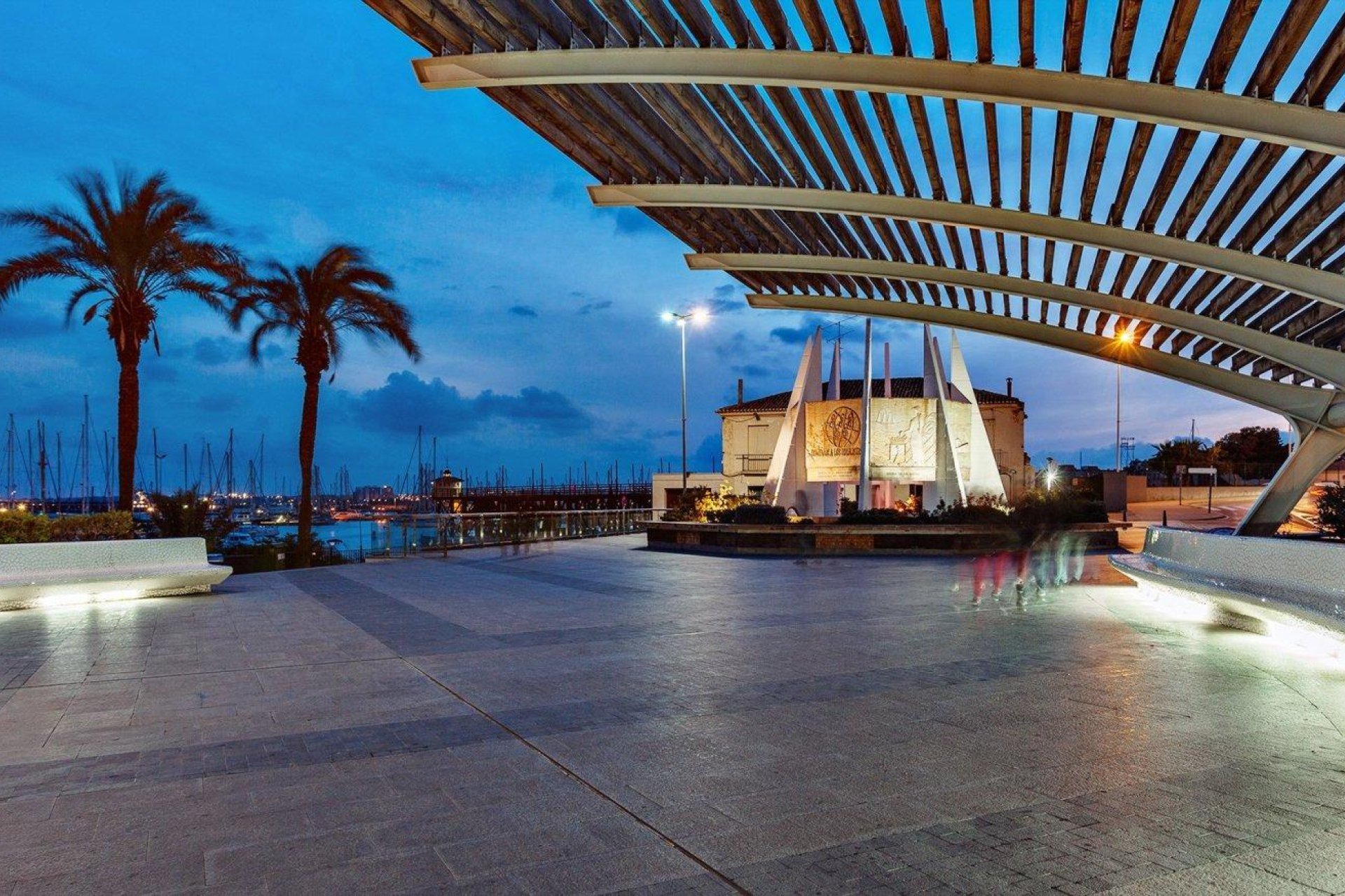 Használt Ingatlanok - Apartman -
Torrevieja - Centrum - Muelle Pesquero