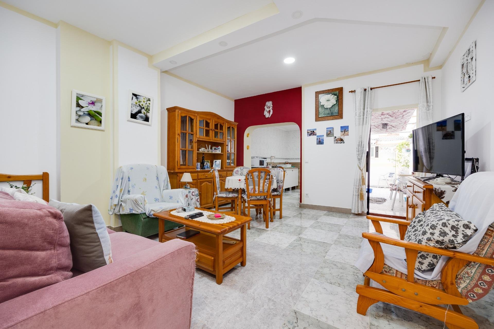 Használt Ingatlanok - Apartman -
Torrevieja - Centrum