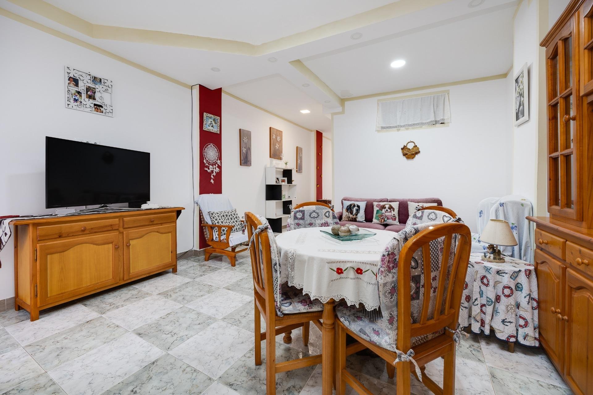 Használt Ingatlanok - Apartman -
Torrevieja - Centrum