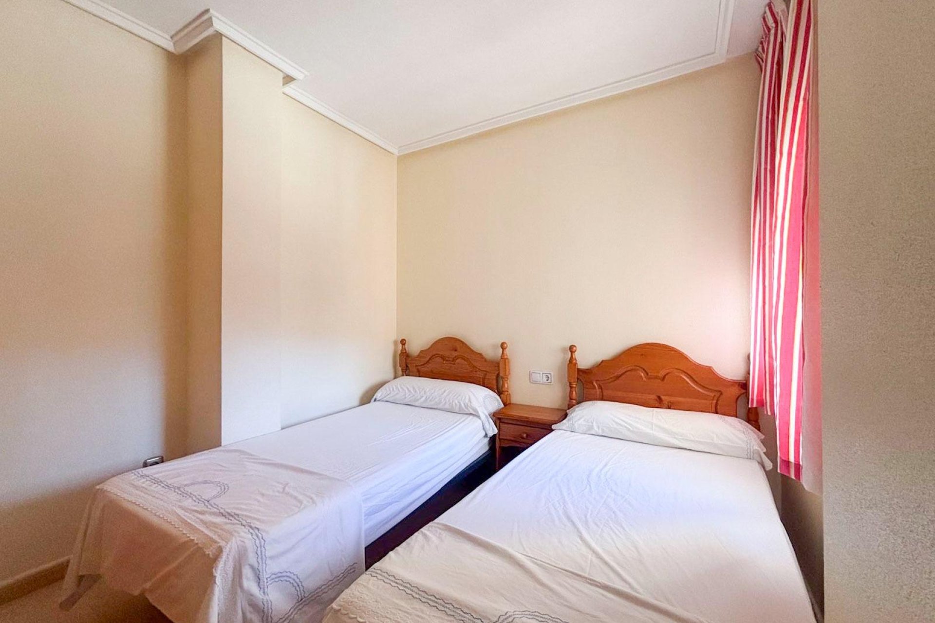 Használt Ingatlanok - Apartman -
Torrevieja - Centrum