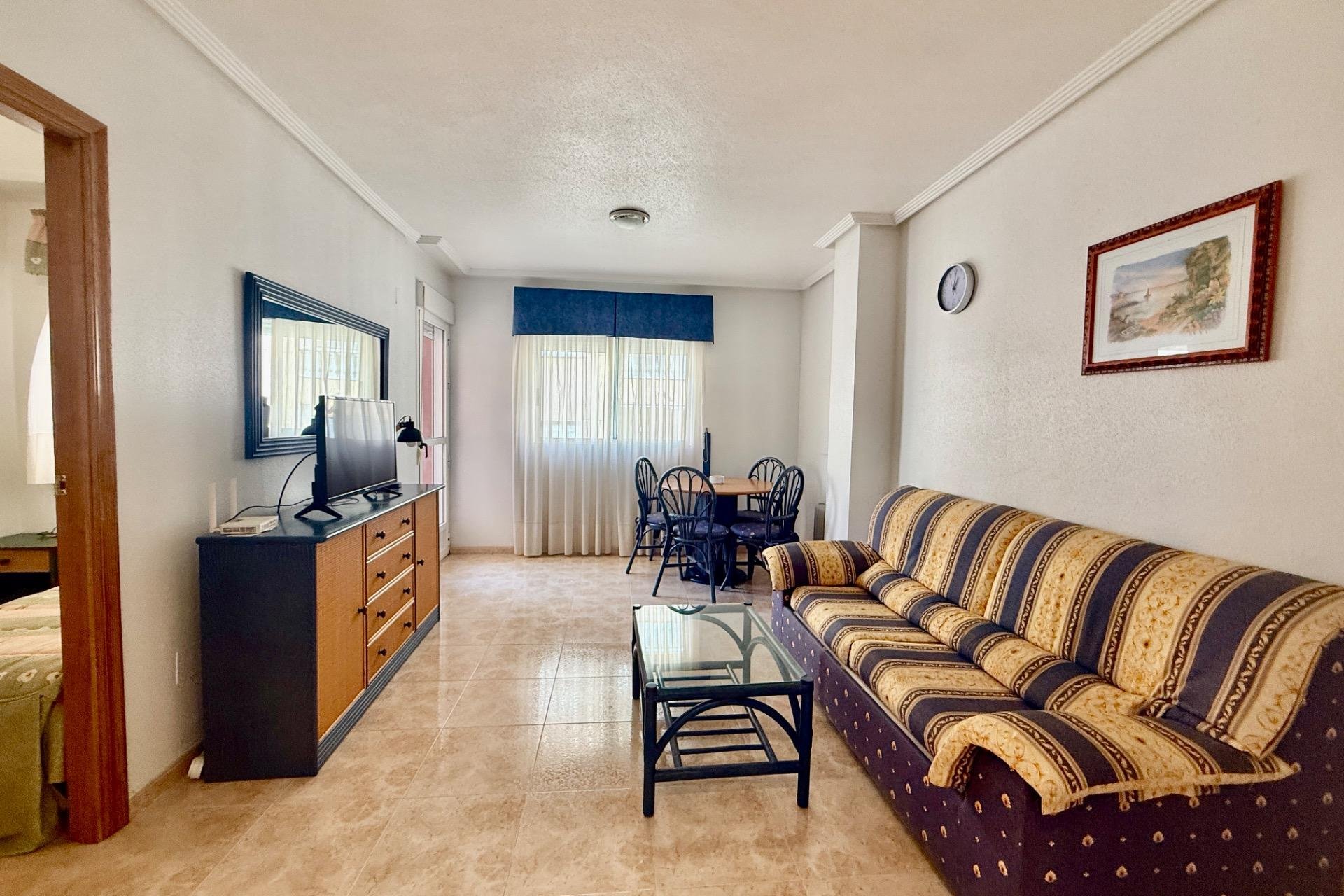 Használt Ingatlanok - Apartman -
Torrevieja - Centrum