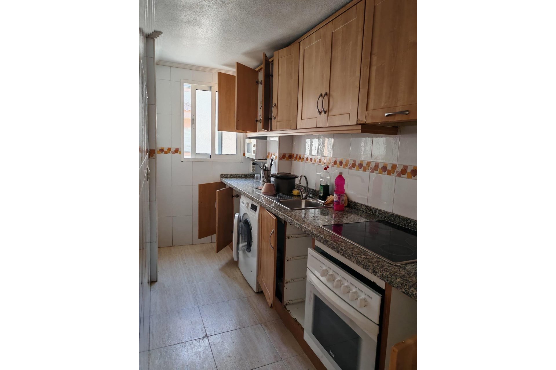 Használt Ingatlanok - Apartman -
Torrevieja - Centrum