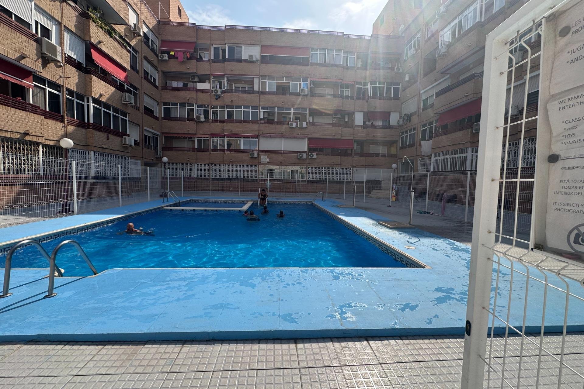 Használt Ingatlanok - Apartman -
Torrevieja - Centrum