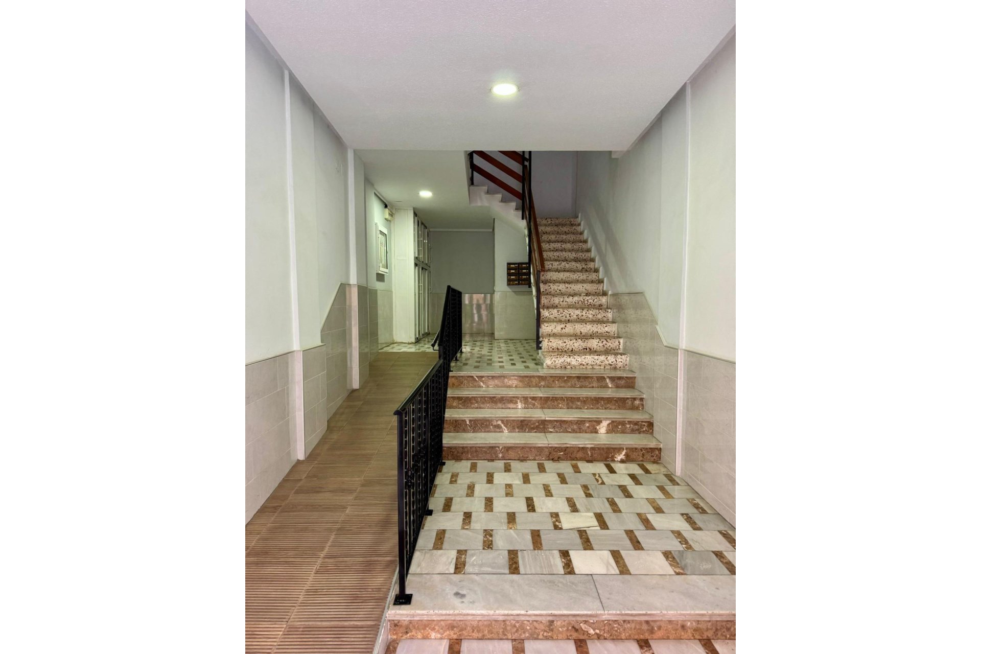 Használt Ingatlanok - Apartman -
Torrevieja - Centrum