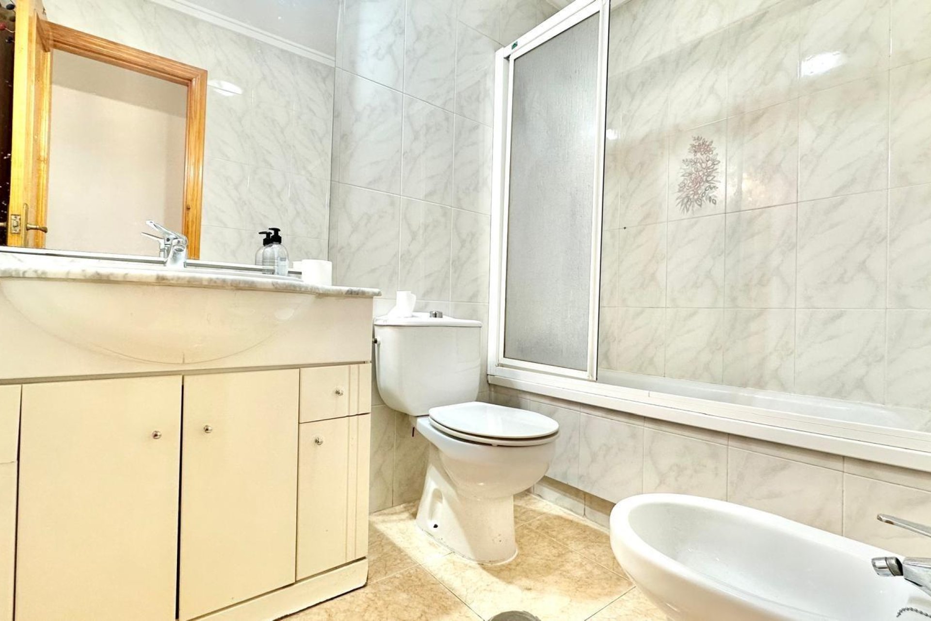 Használt Ingatlanok - Apartman -
Torrevieja - Centrum