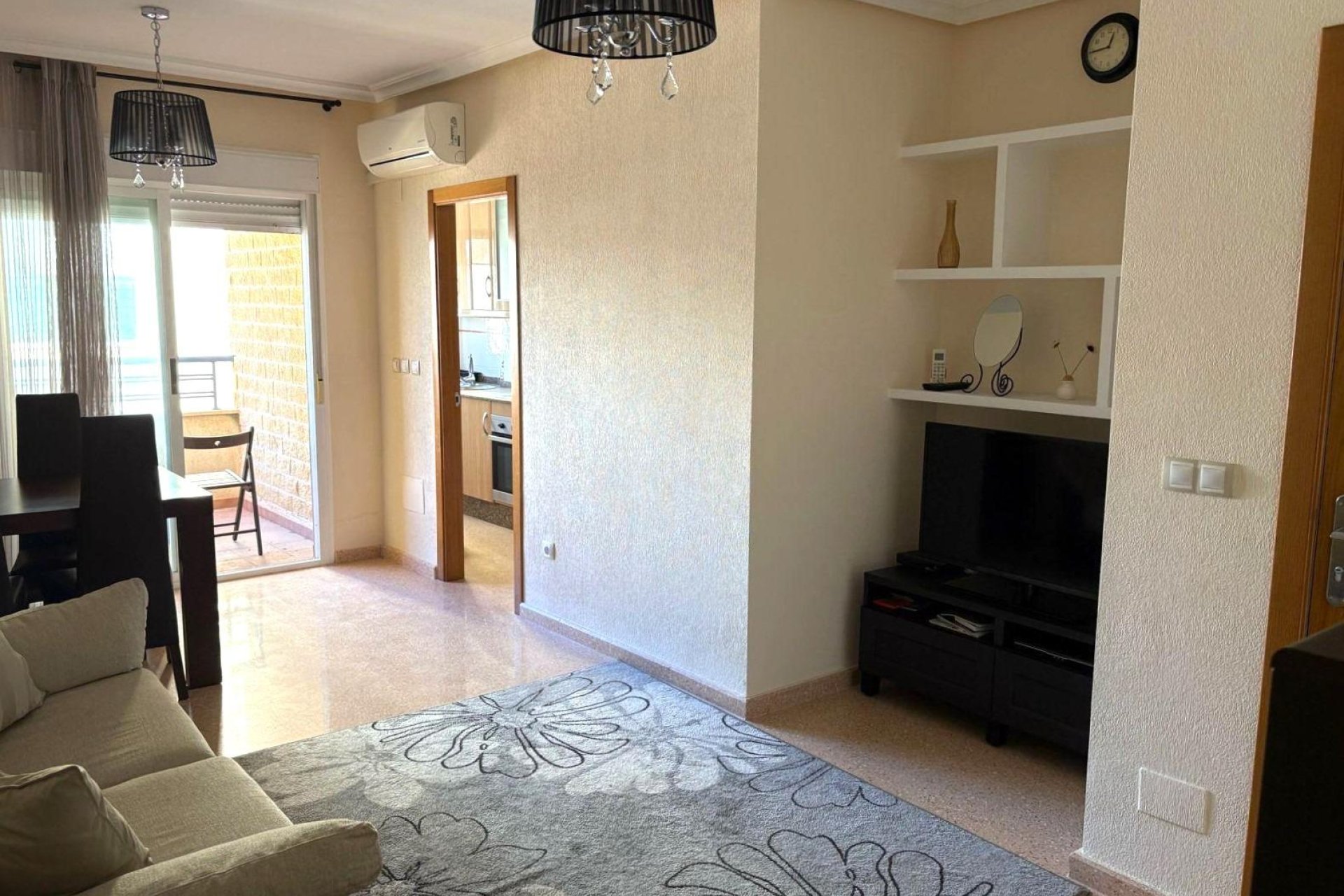 Használt Ingatlanok - Apartman -
Torrevieja - Centrum