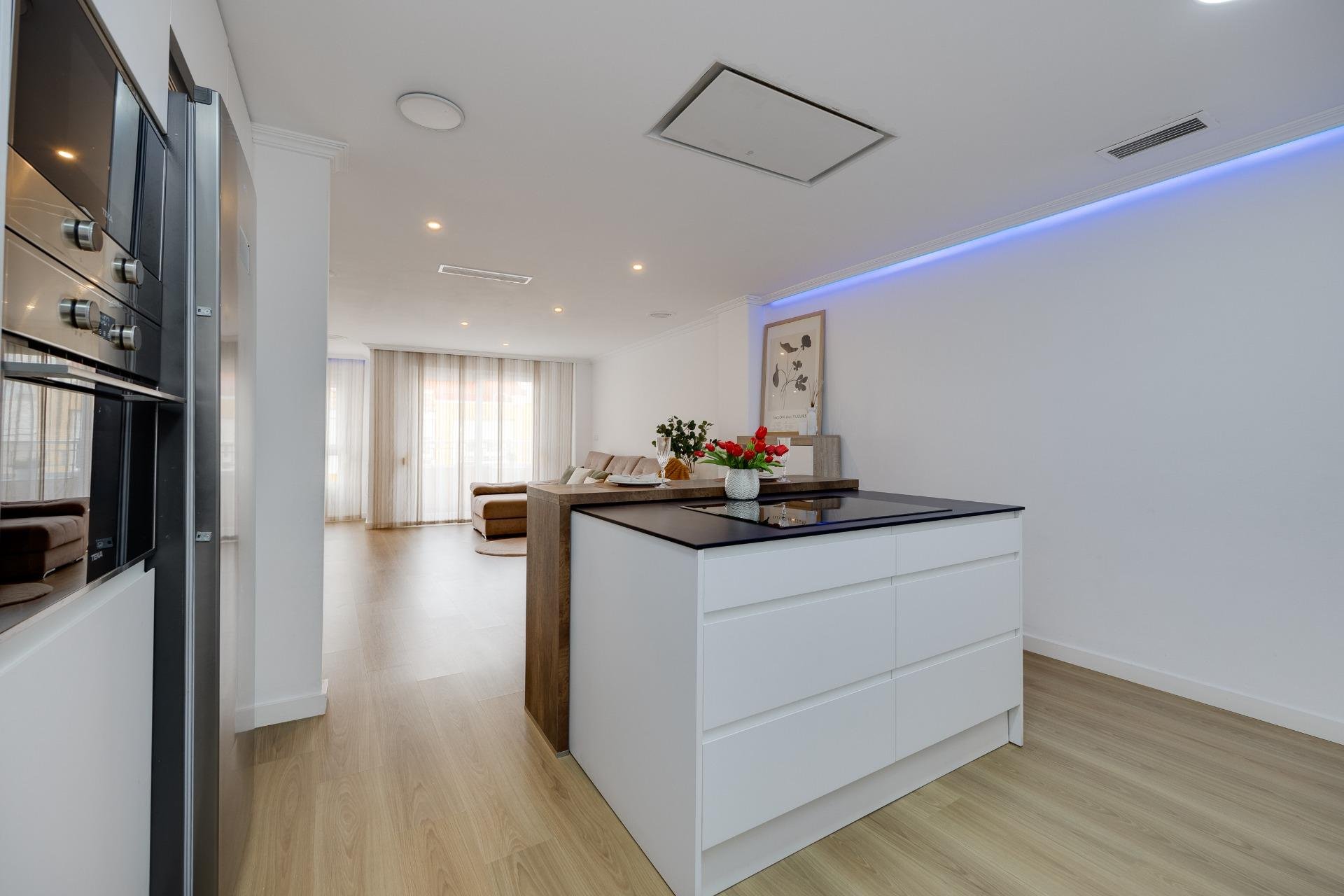 Használt Ingatlanok - Apartman -
Torrevieja - Centrum