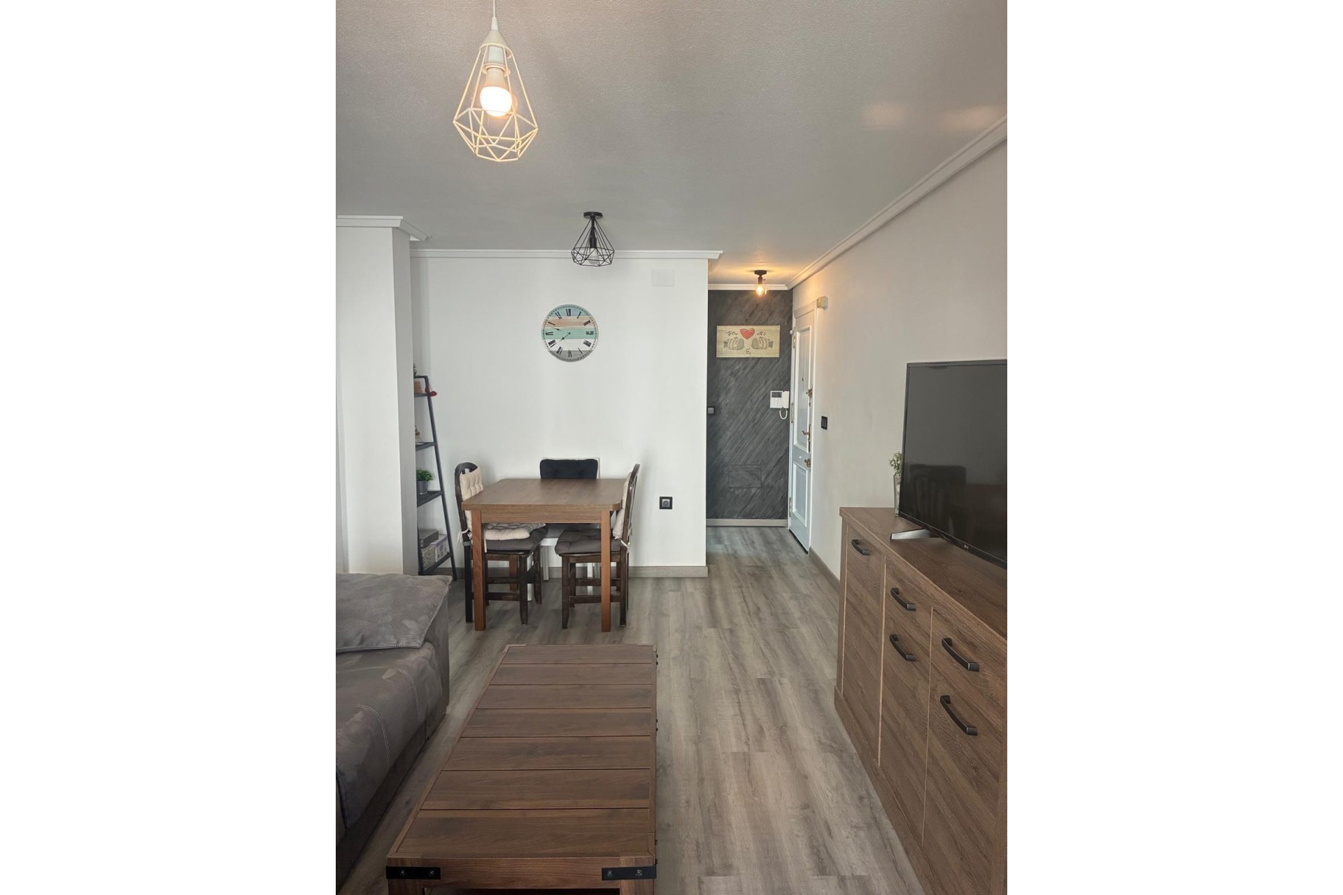 Használt Ingatlanok - Apartman -
Torrevieja - Centrum