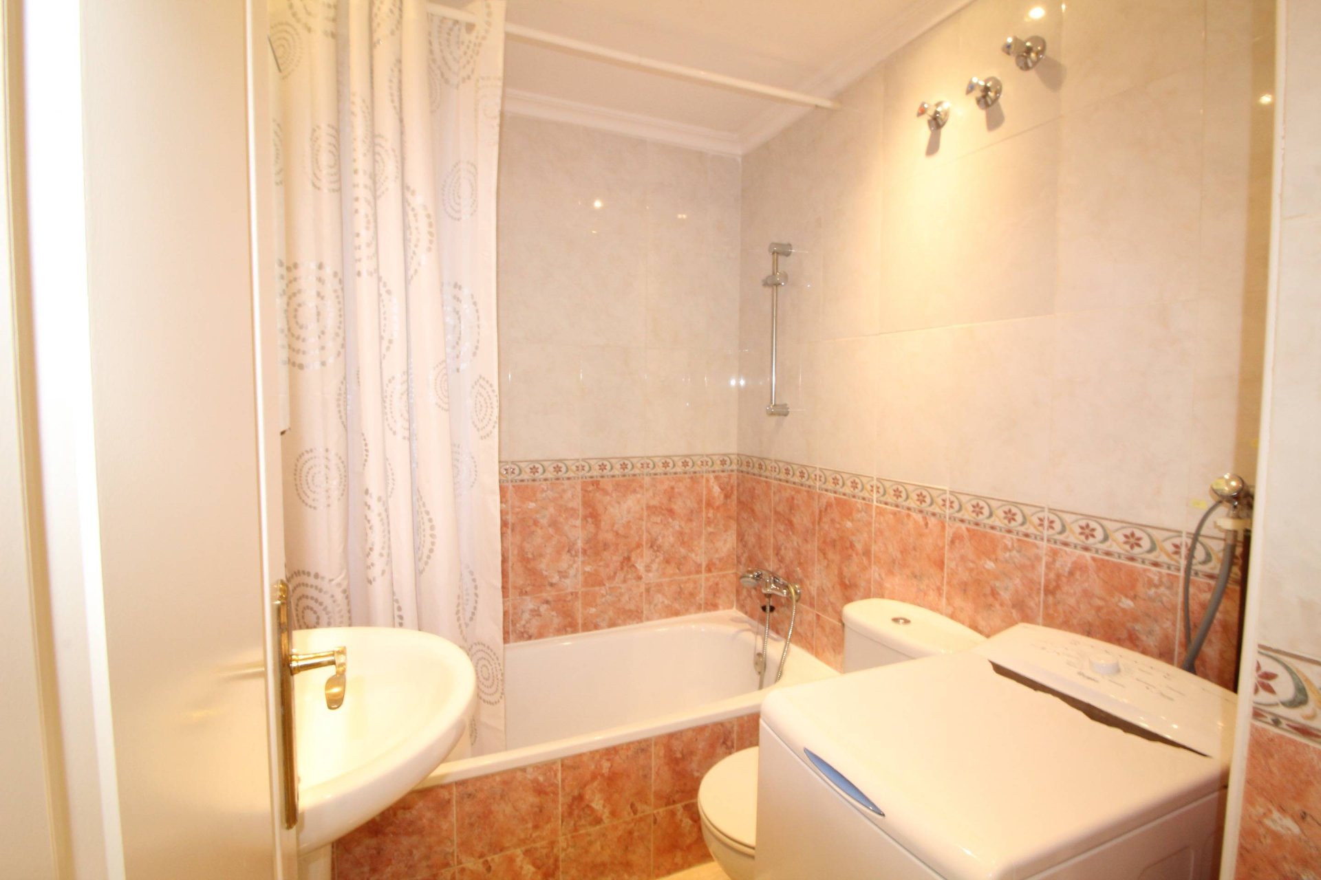 Használt Ingatlanok - Apartman -
Torrevieja - Centrum