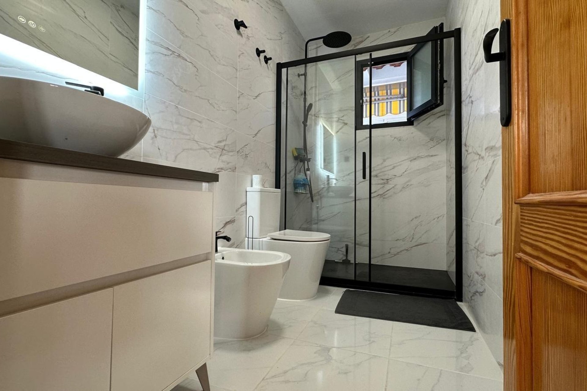 Használt Ingatlanok - Apartman -
Torrevieja - Centrum