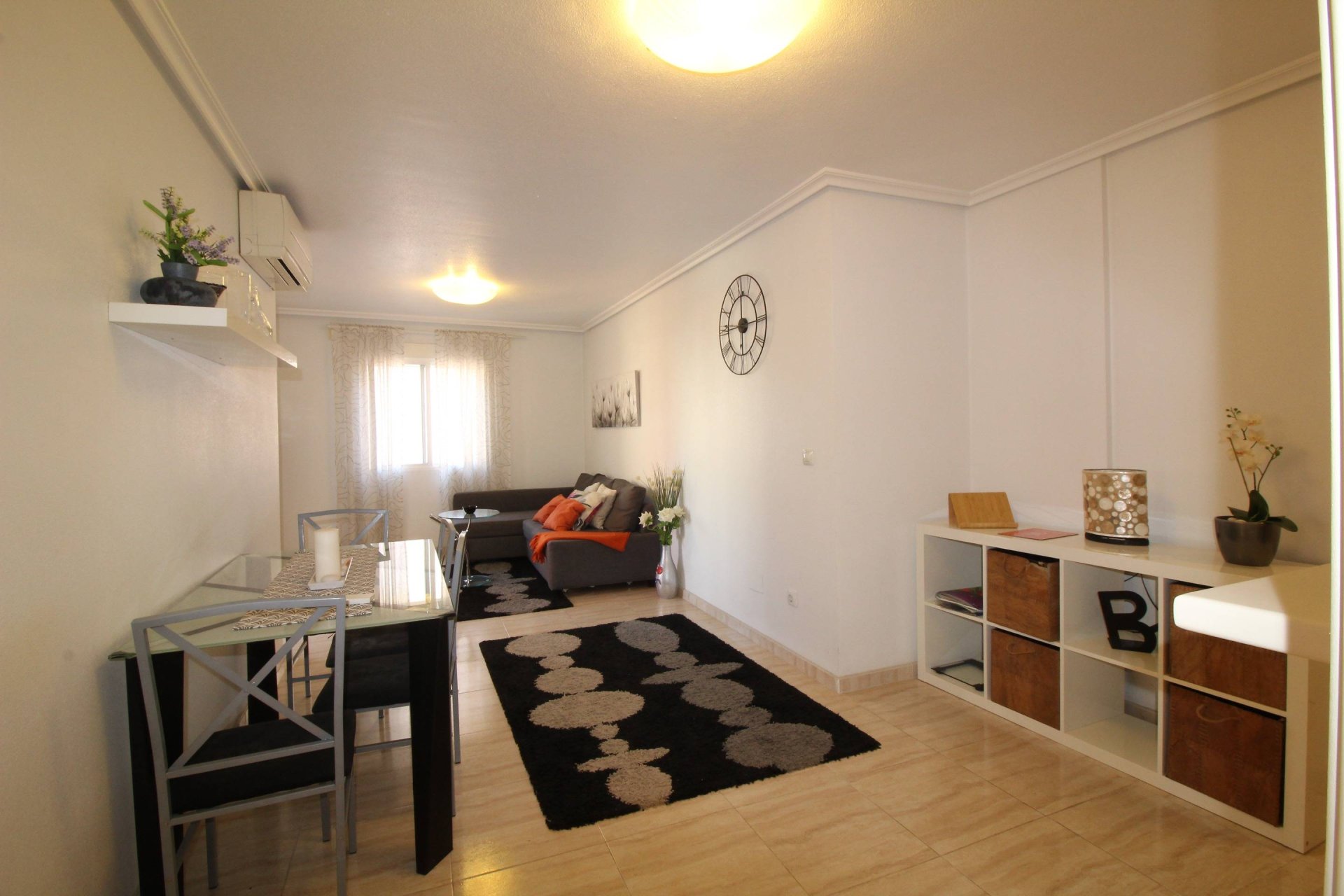 Használt Ingatlanok - Apartman -
Torrevieja - Centrum