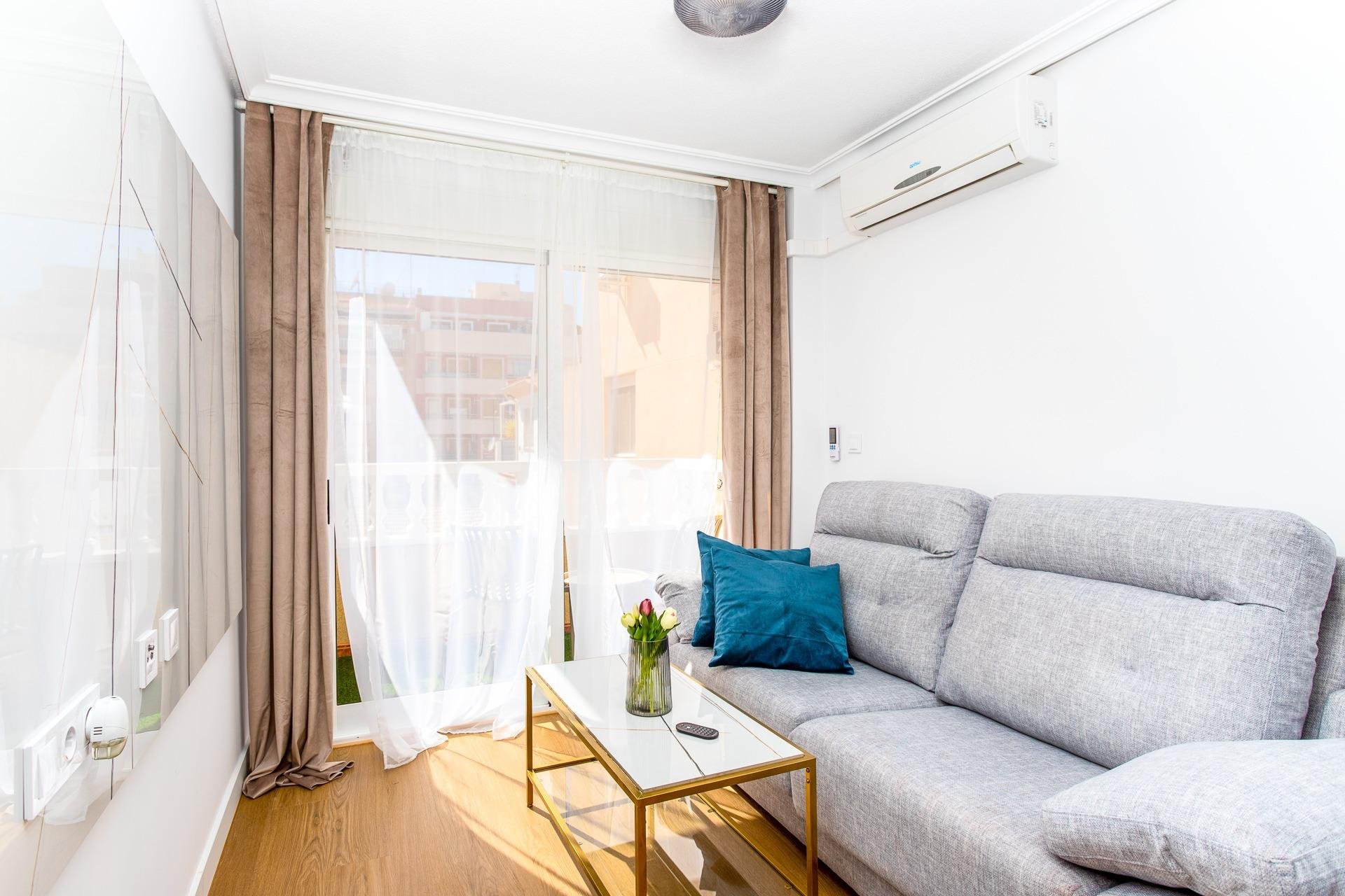 Használt Ingatlanok - Apartman -
Torrevieja - Centrum