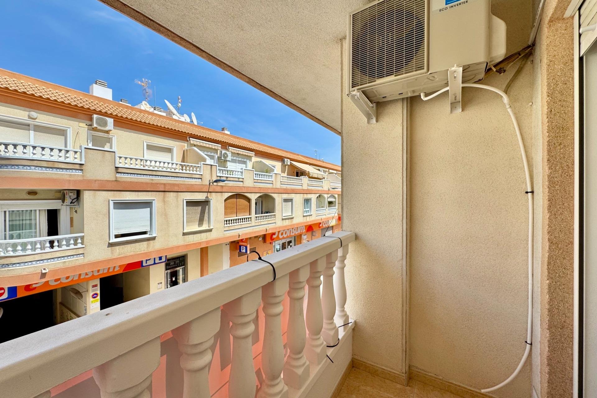 Használt Ingatlanok - Apartman -
Torrevieja - Centrum