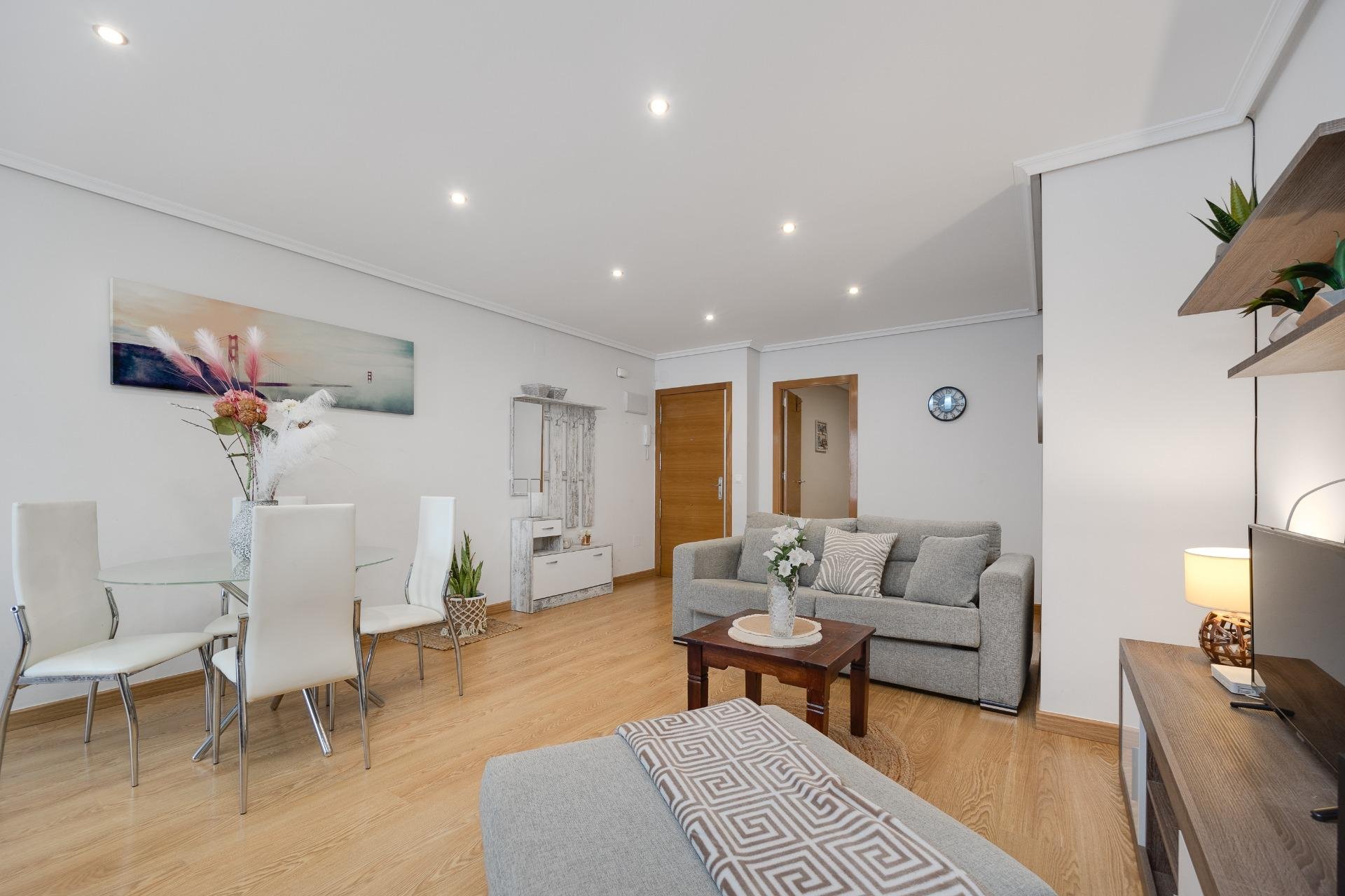 Használt Ingatlanok - Apartman -
Torrevieja - Centrum