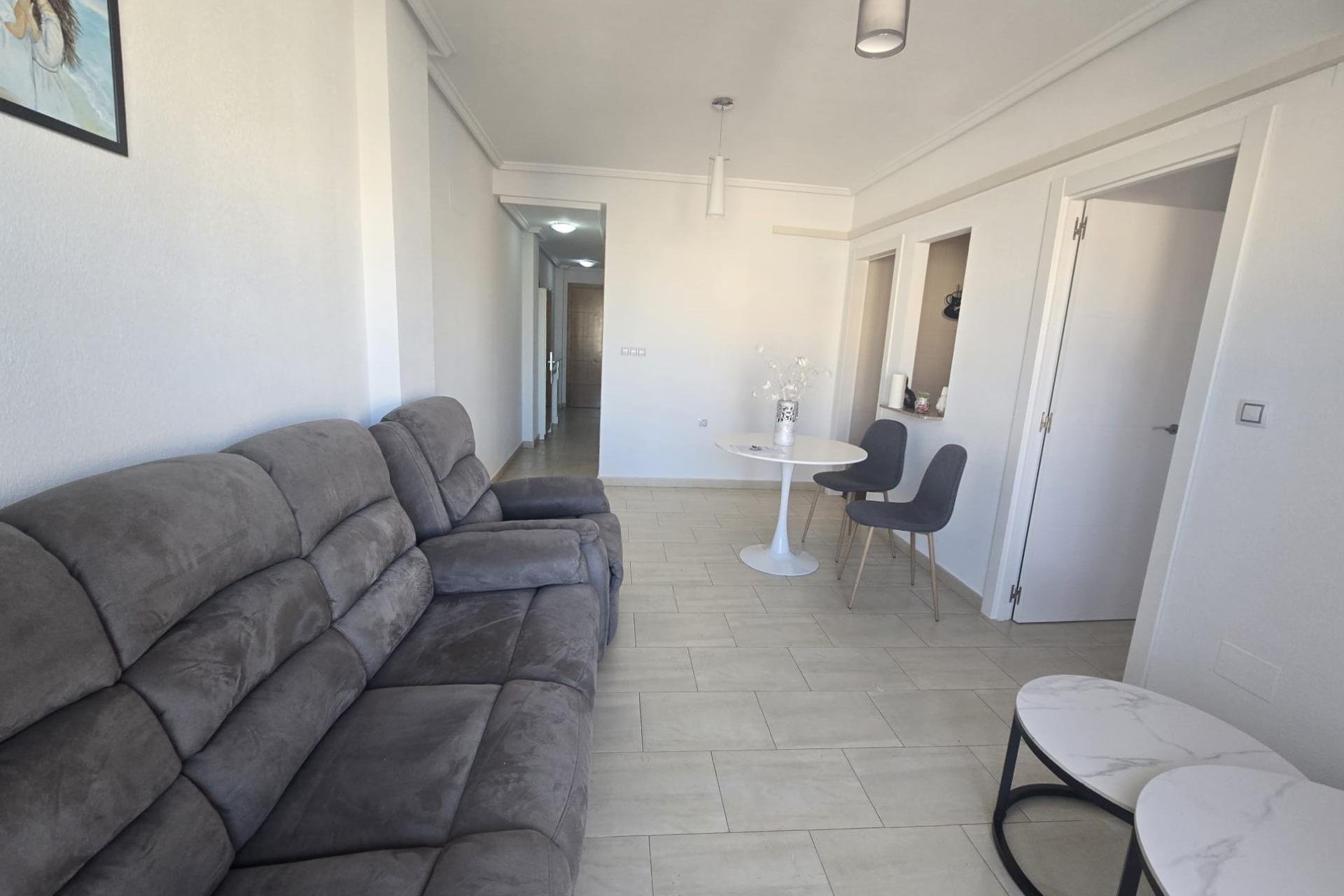 Használt Ingatlanok - Apartman -
Torrevieja - Centrum
