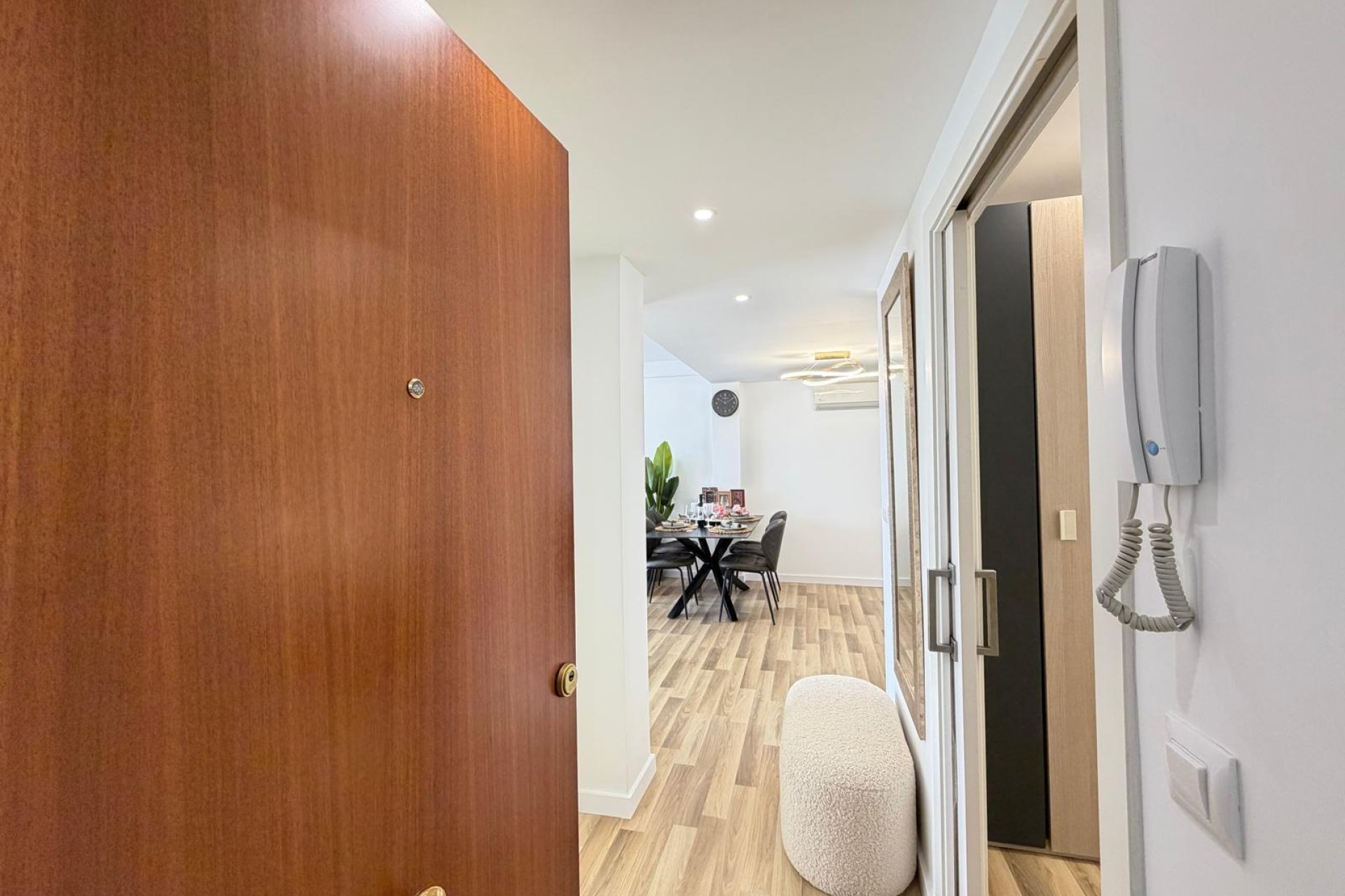 Használt Ingatlanok - Apartman -
Torrevieja - Centrum