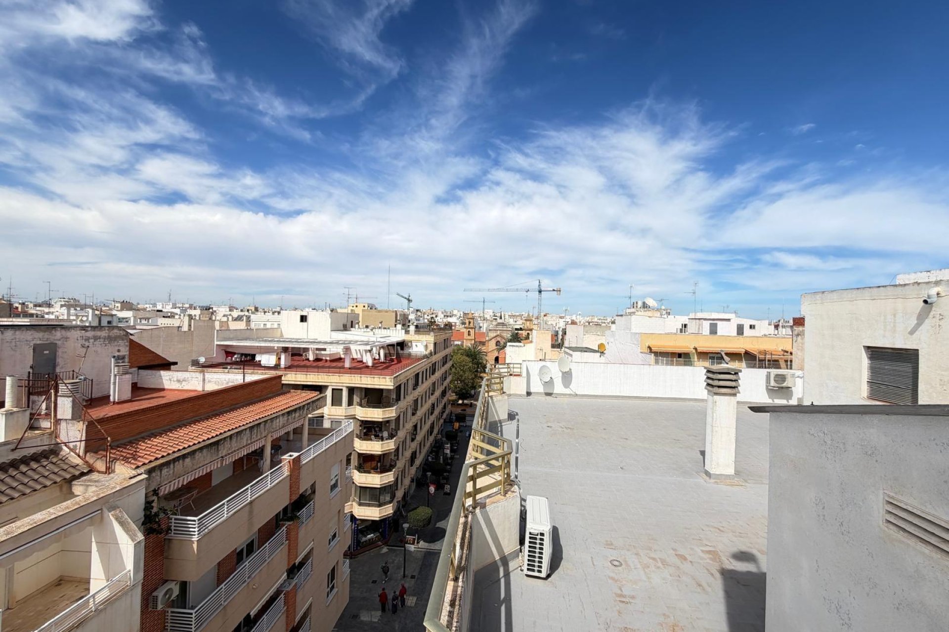 Használt Ingatlanok - Apartman -
Torrevieja - Centrum