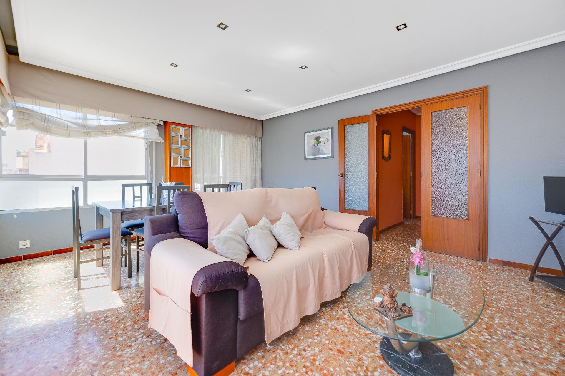 Használt Ingatlanok - Apartman -
Torrevieja - Centrum