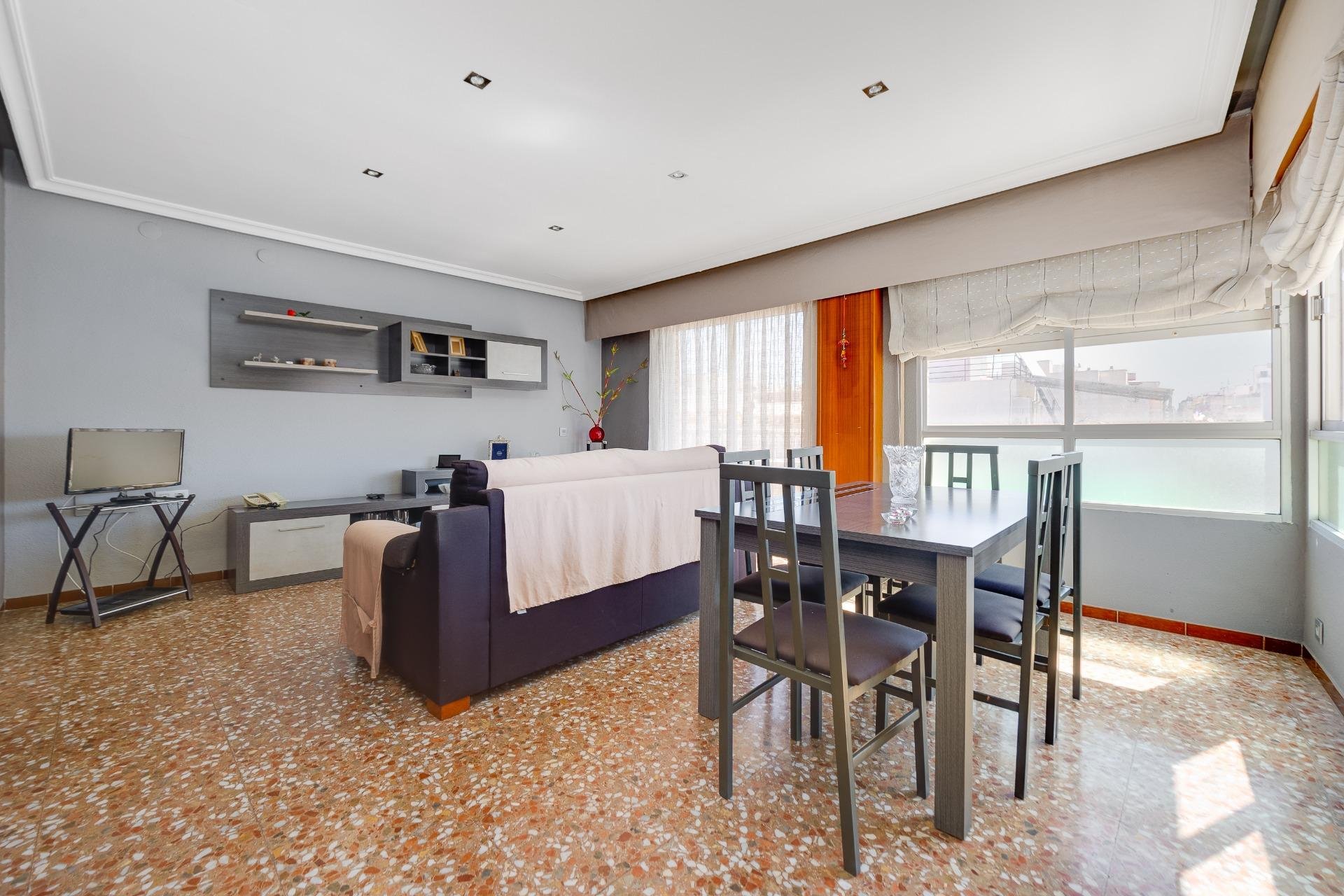 Használt Ingatlanok - Apartman -
Torrevieja - Centrum