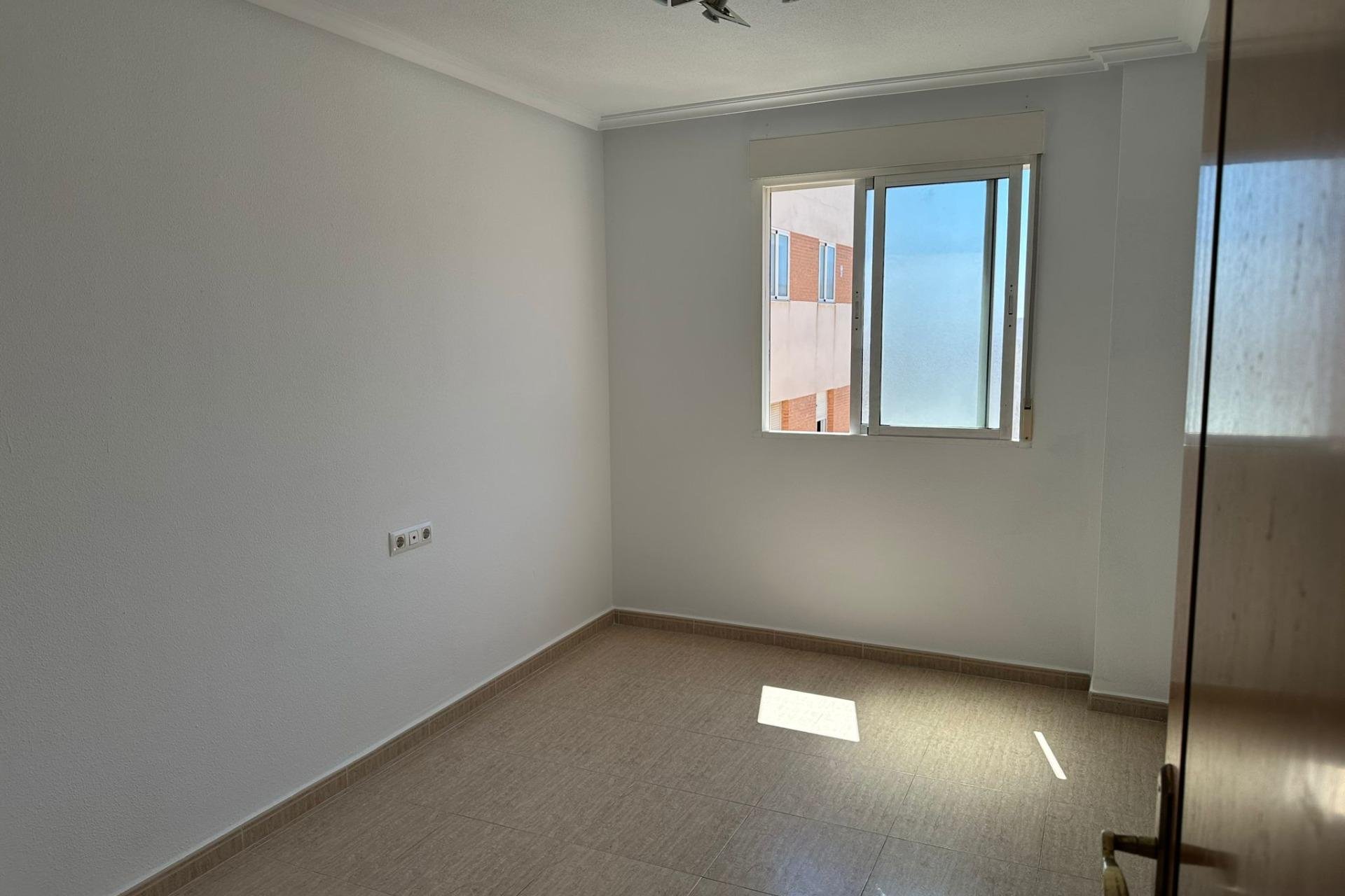 Használt Ingatlanok - Apartman -
Torrevieja - Centrum