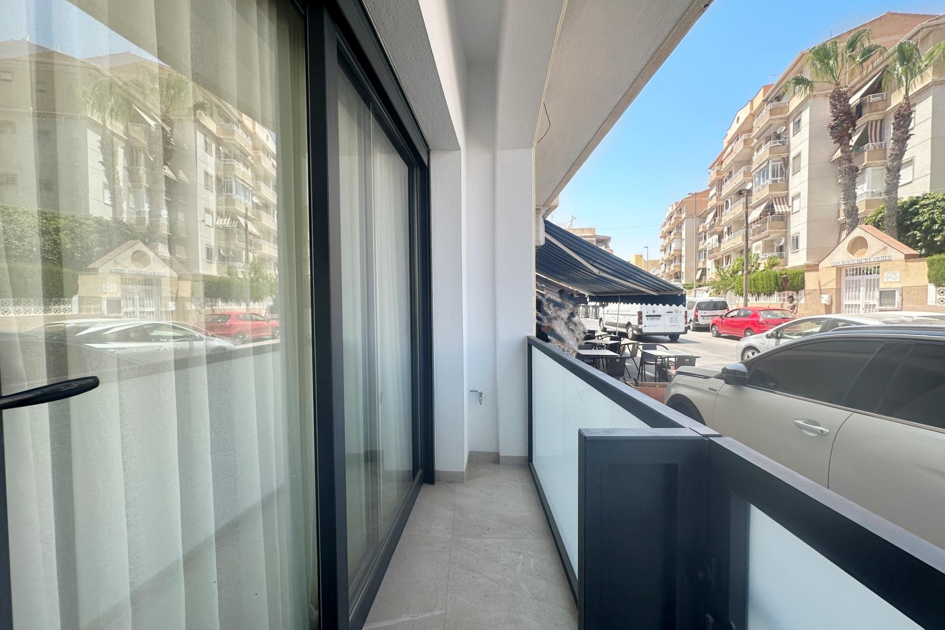 Használt Ingatlanok - Apartman -
Torrevieja - Centrum