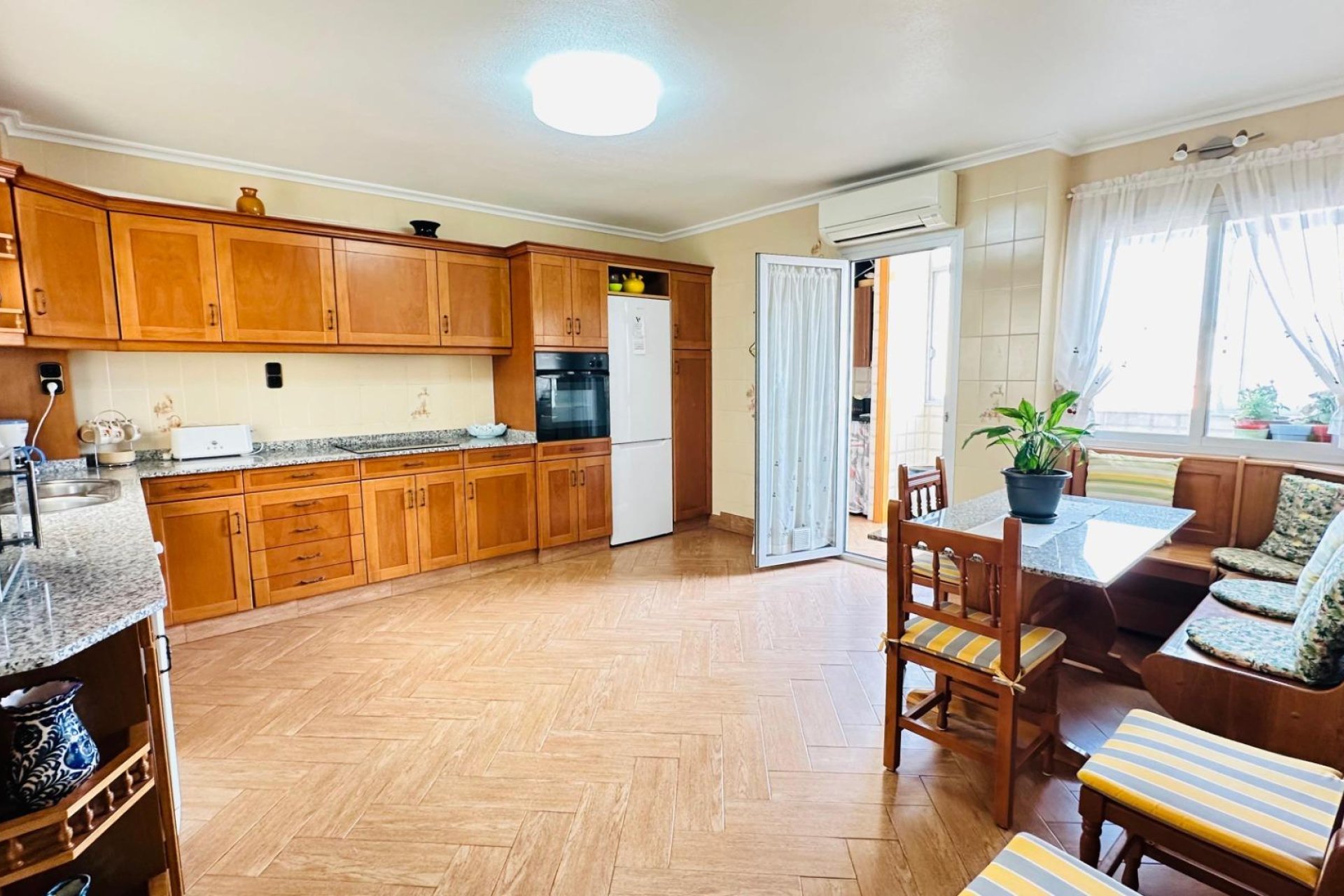Használt Ingatlanok - Apartman -
Torrevieja - Centrum