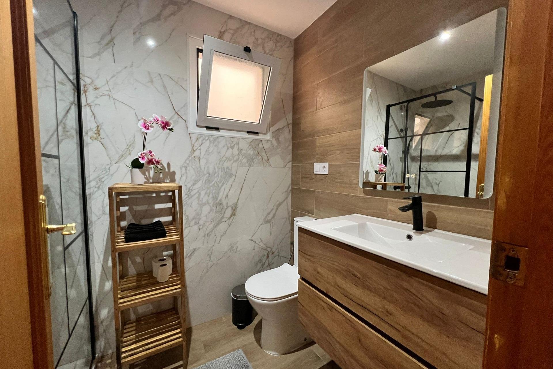 Használt Ingatlanok - Apartman -
Torrevieja - Centrum