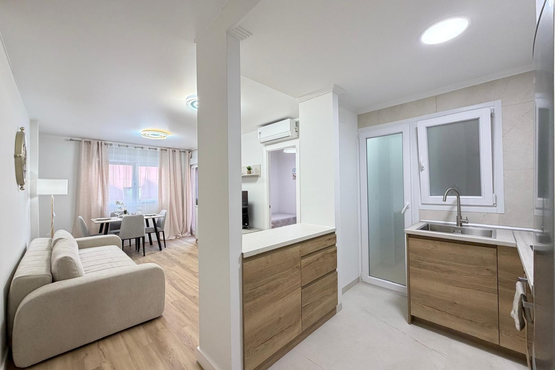 Használt Ingatlanok - Apartman -
Torrevieja - Centrum