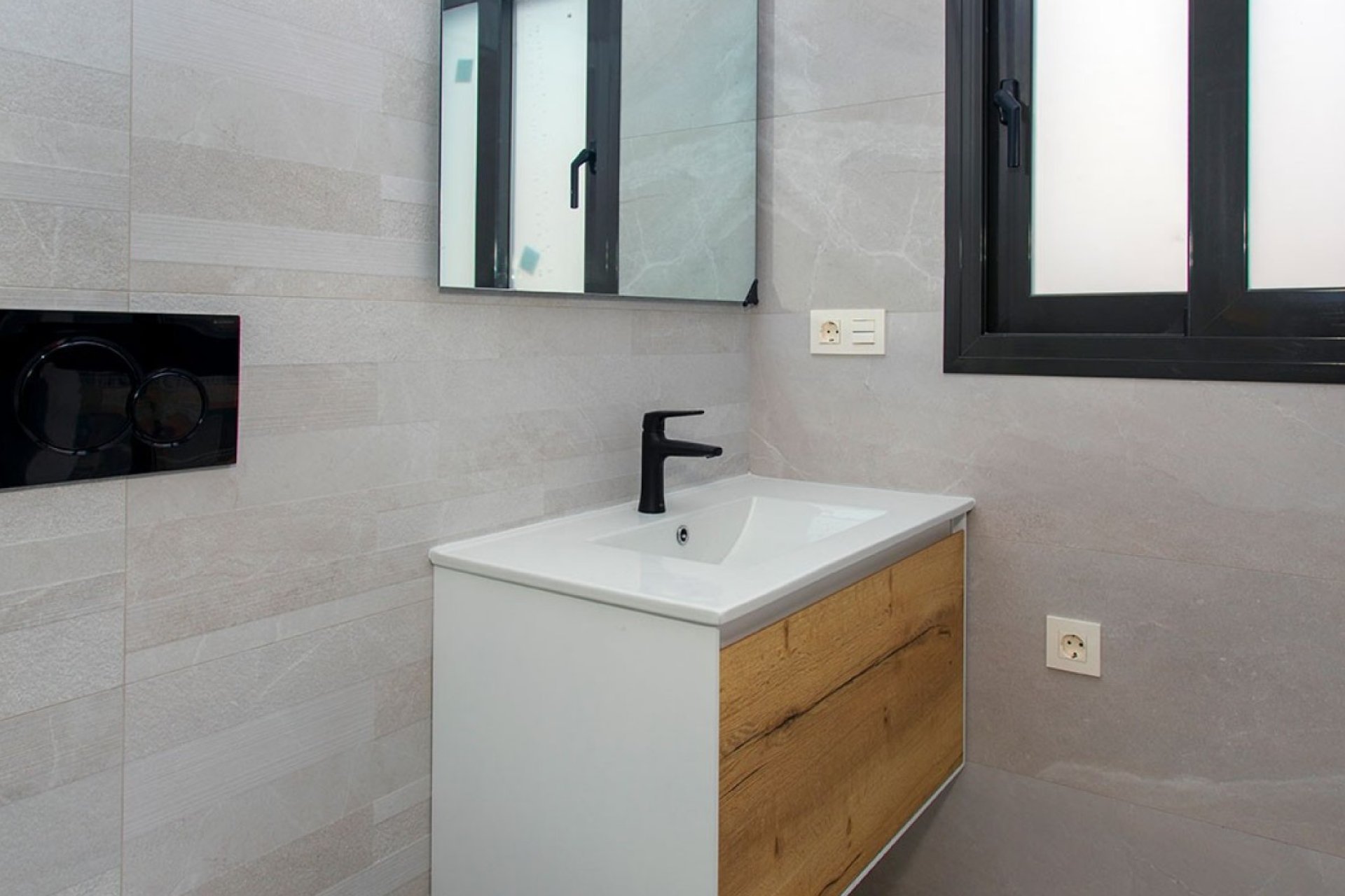 Használt Ingatlanok - Apartman -
Torrevieja - Costa Blanca