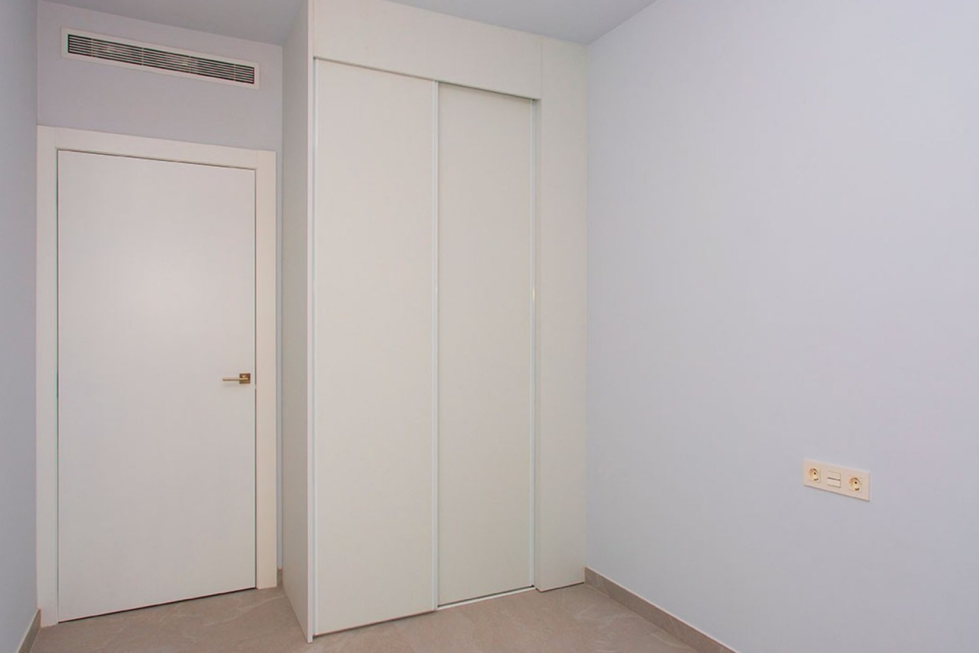Használt Ingatlanok - Apartman -
Torrevieja - Costa Blanca