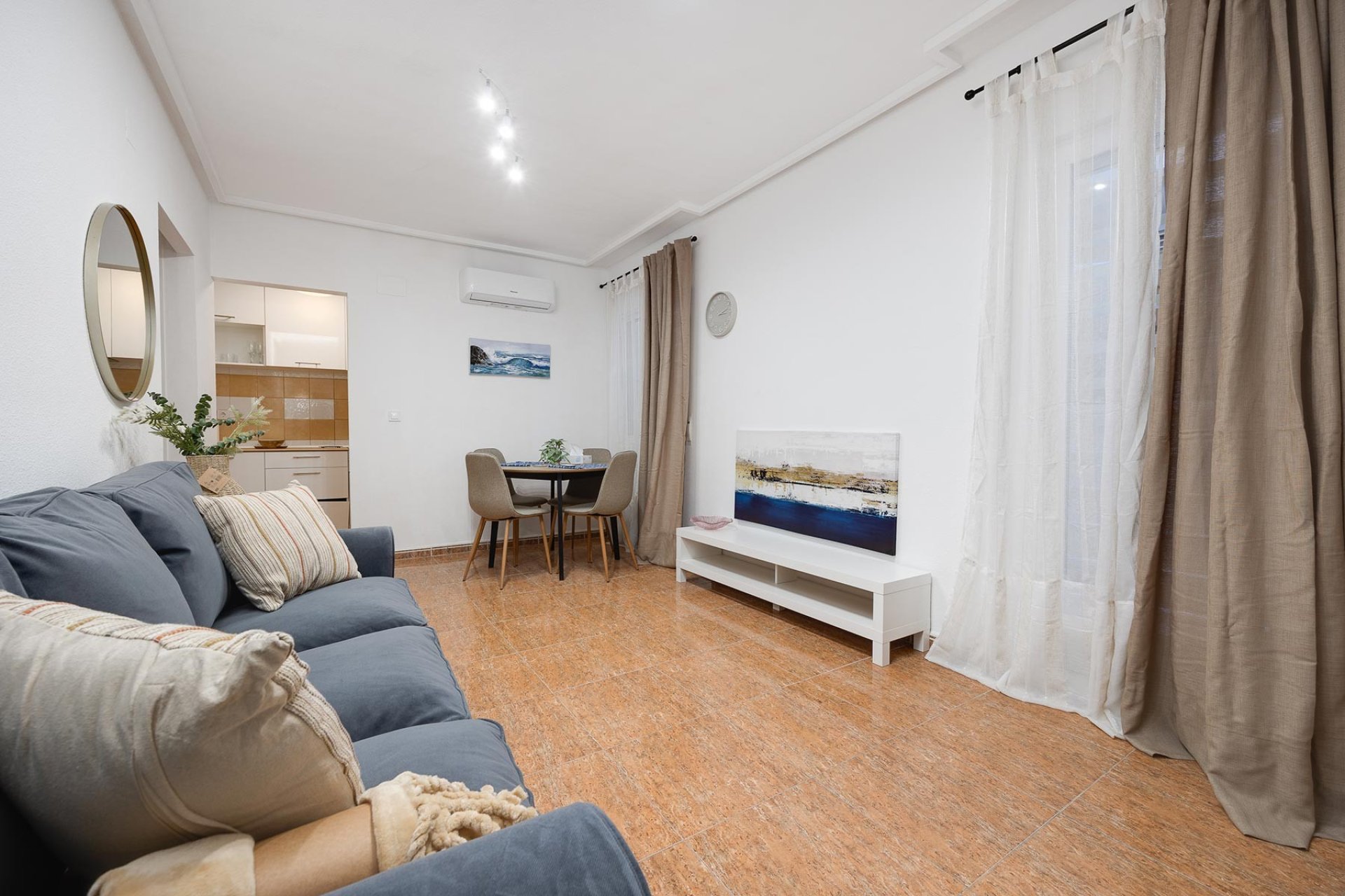 Használt Ingatlanok - Apartman -
Torrevieja - Costa Blanca