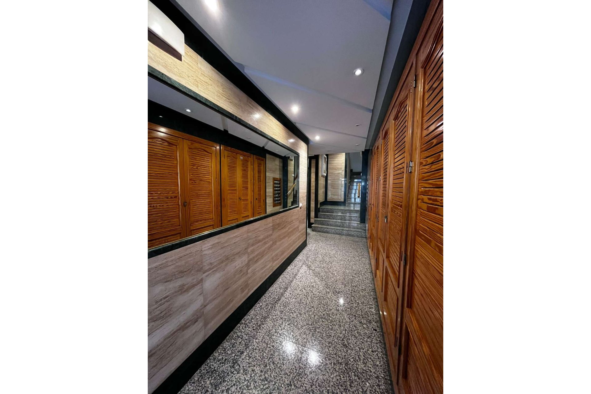 Használt Ingatlanok - Apartman -
Torrevieja - Costa Blanca