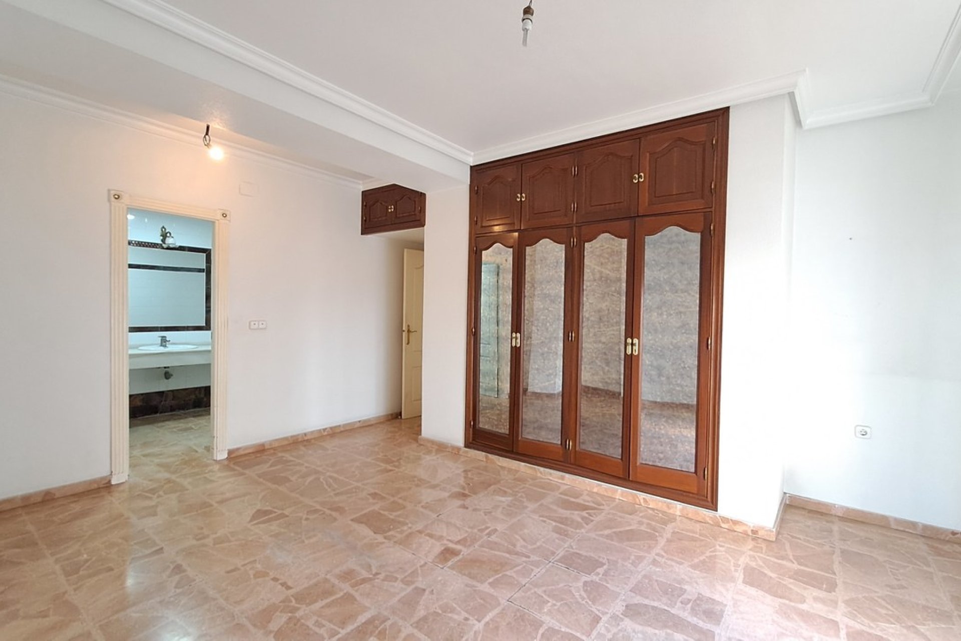 Használt Ingatlanok - Apartman -
Torrevieja - Costa Blanca