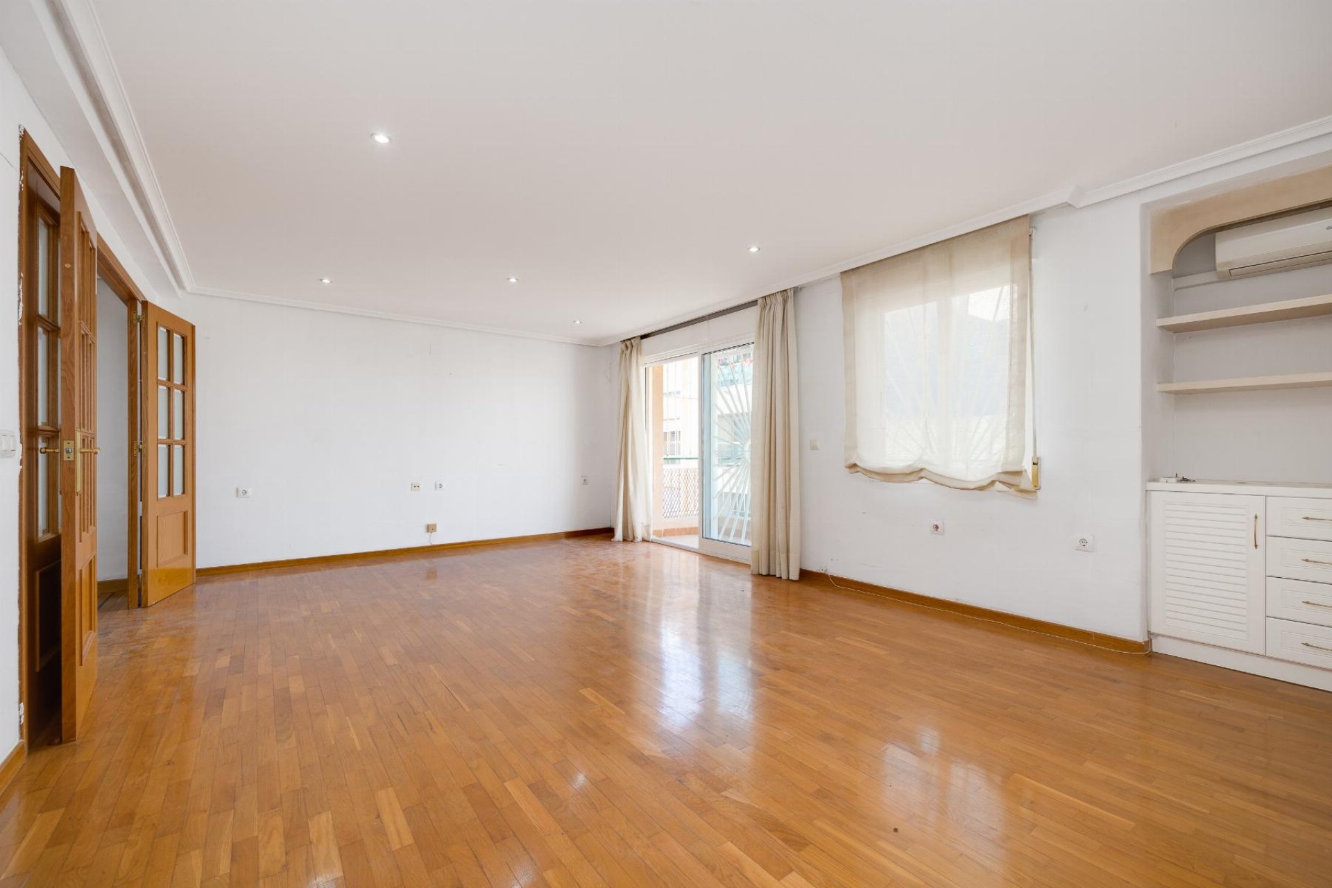 Használt Ingatlanok - Apartman -
Torrevieja - Costa Blanca