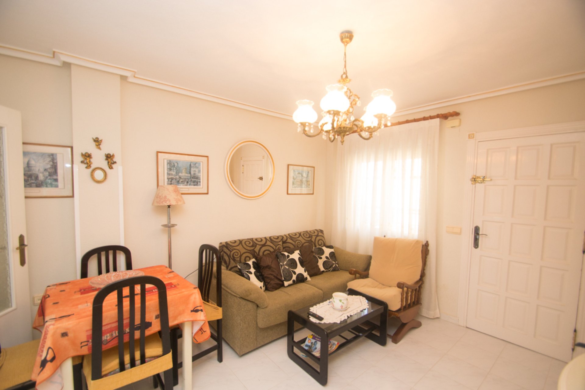 Használt Ingatlanok - Apartman -
Torrevieja - Costa Blanca