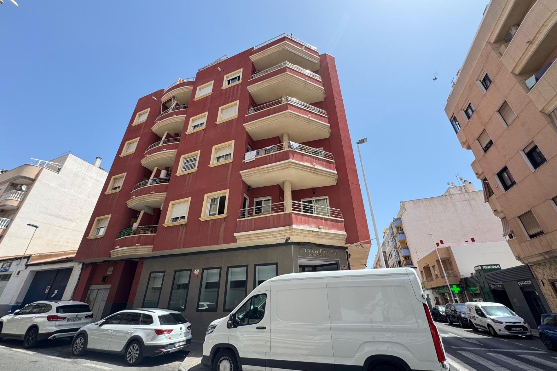 Használt Ingatlanok - Apartman -
Torrevieja - Costa Blanca
